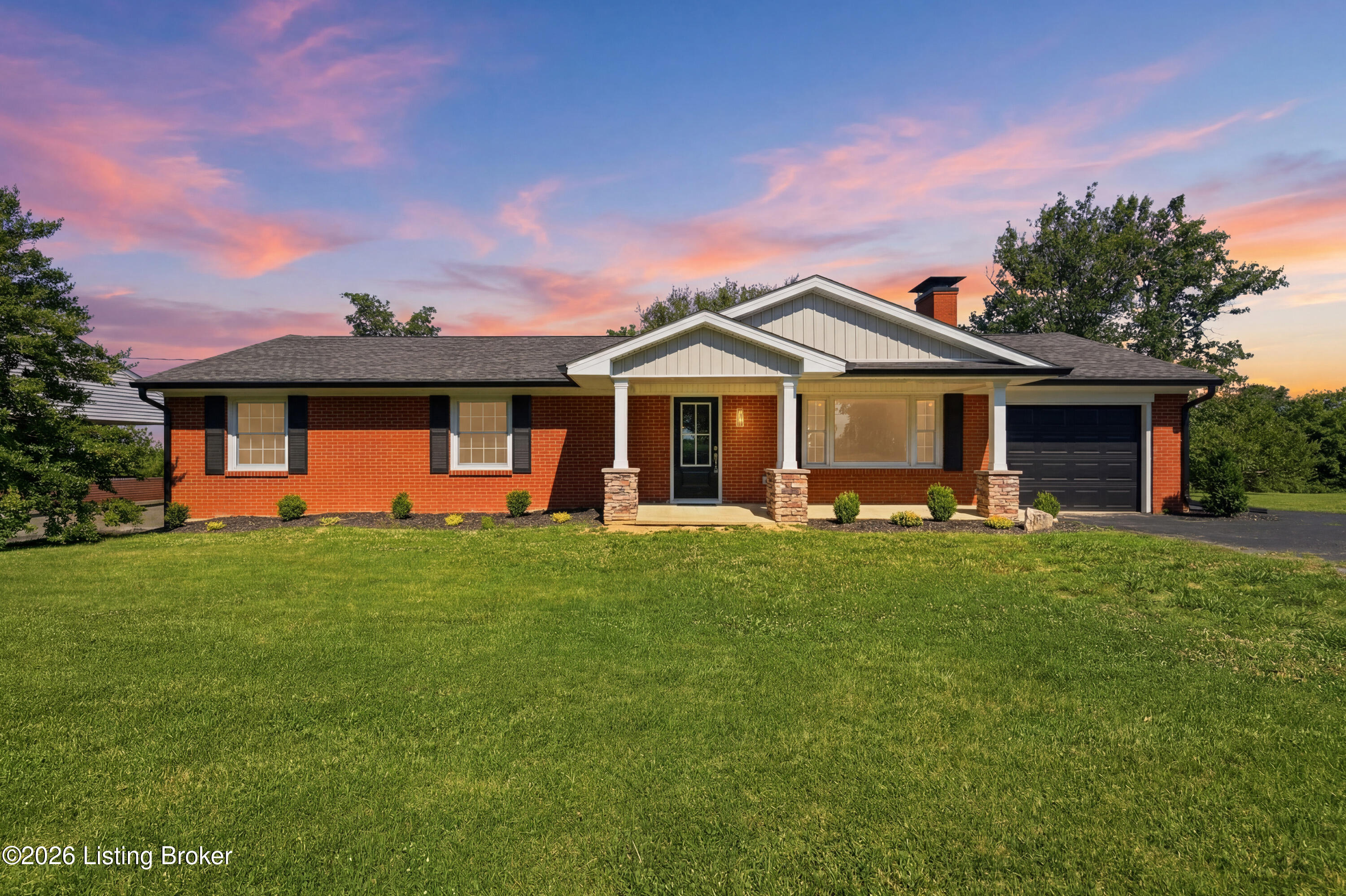 879 Lebanon Rd, Springfield, KY 40069