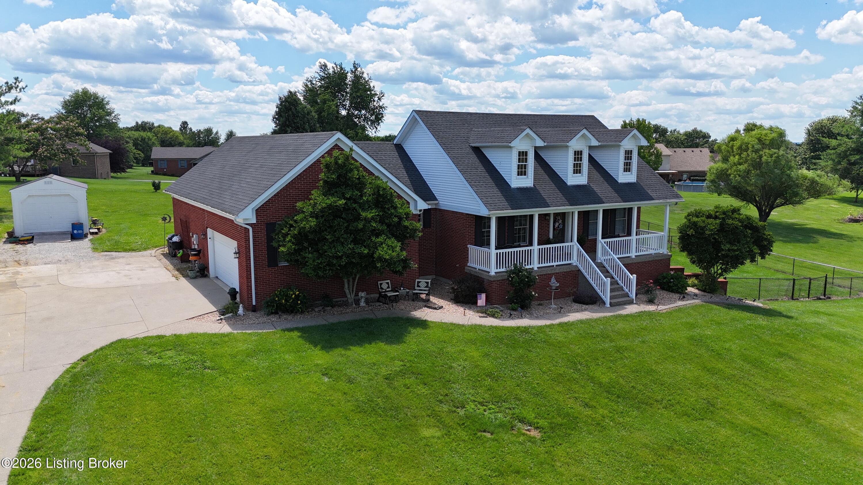 1028 Eagle Pass — photo
