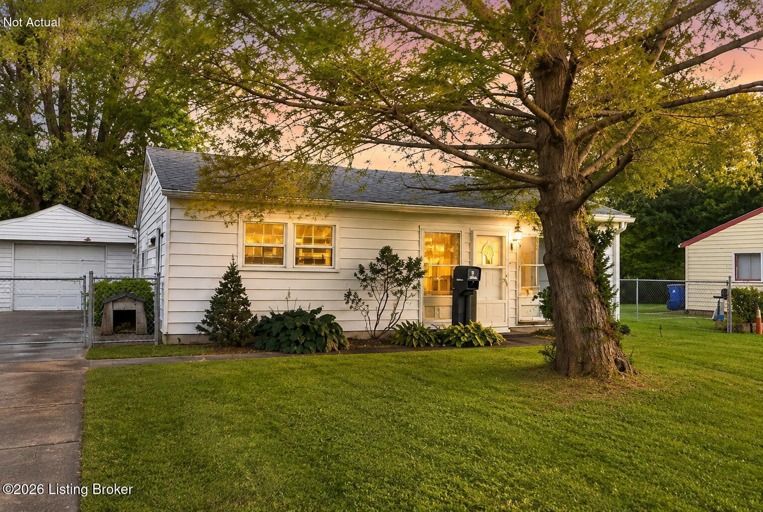 10015 Donau Ln — photo