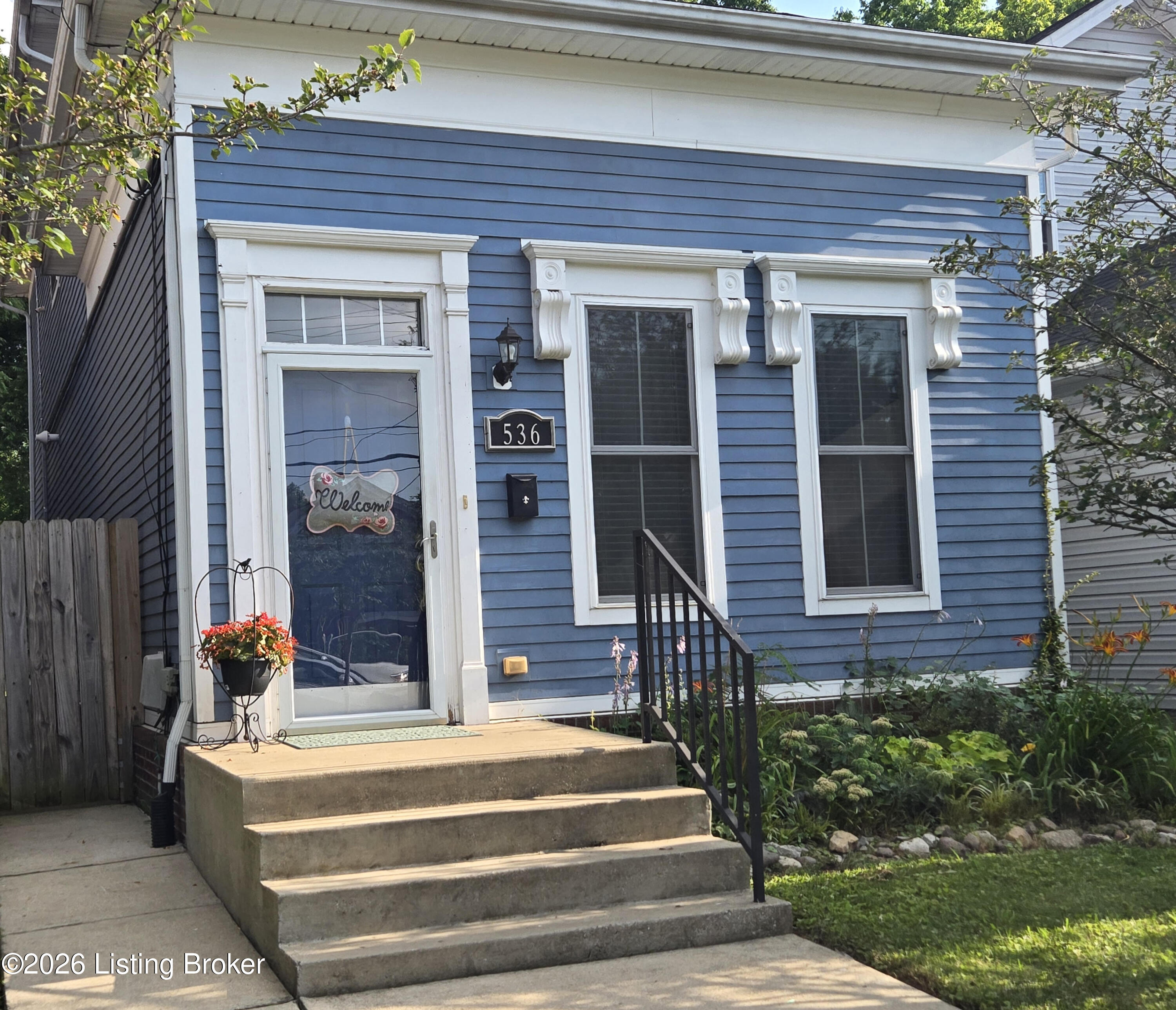 536 E Saint Catherine St — photo