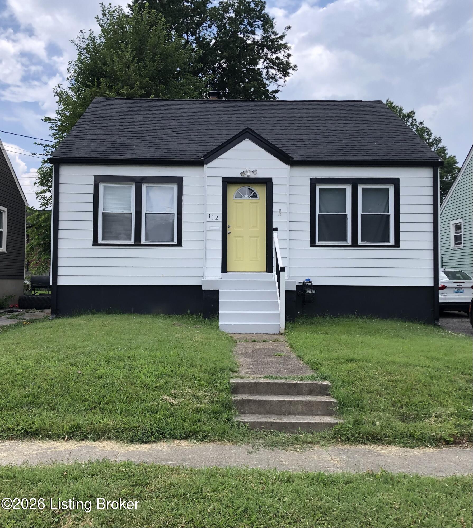 112 E Amherst Ave — photo