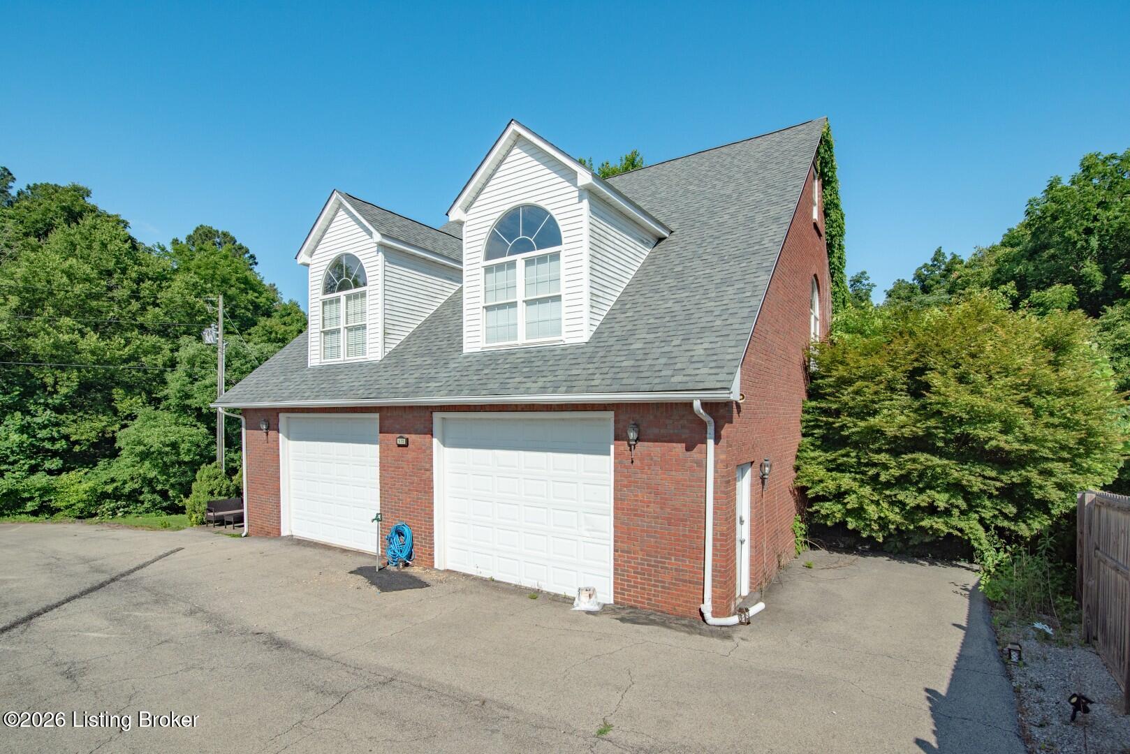 572 Dog Creek Rd — photo