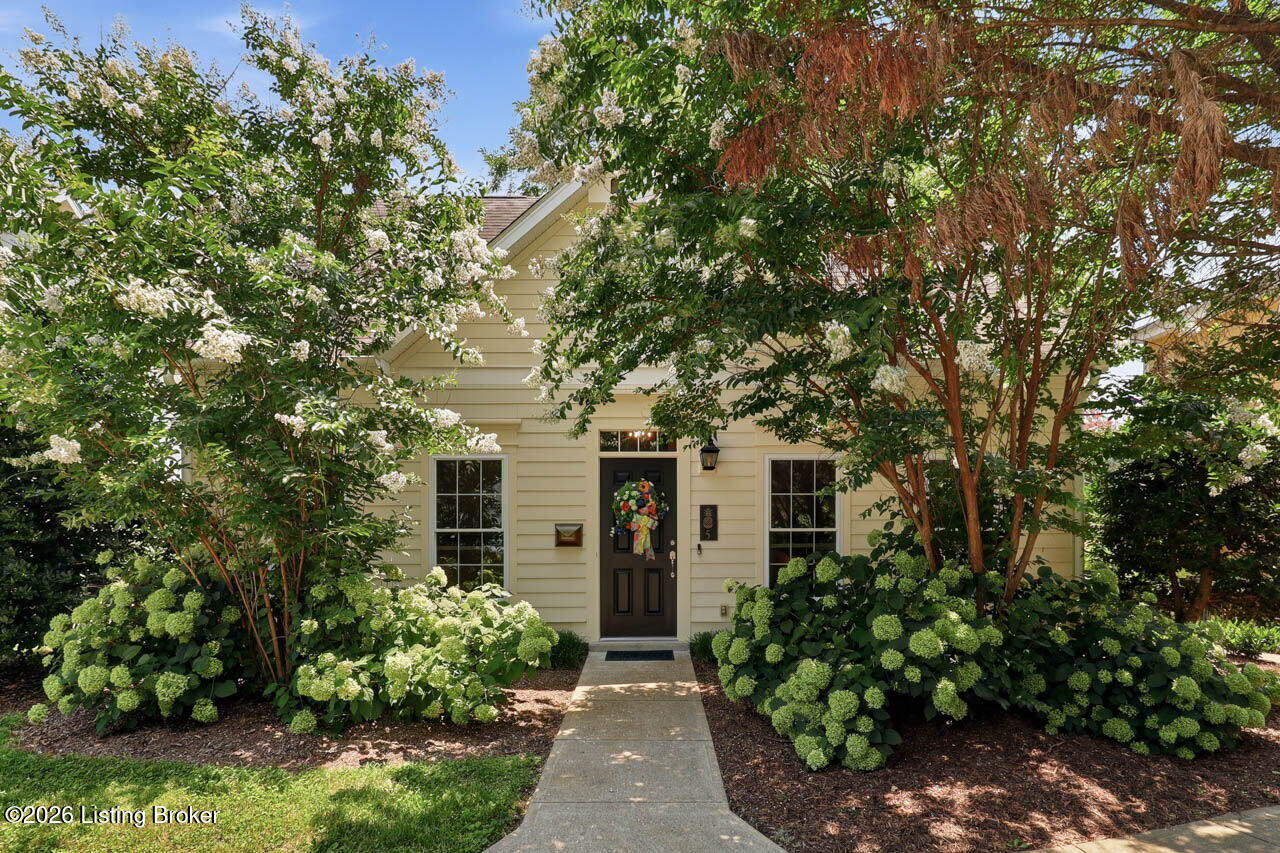 206 E Maidens Alley 5 — photo