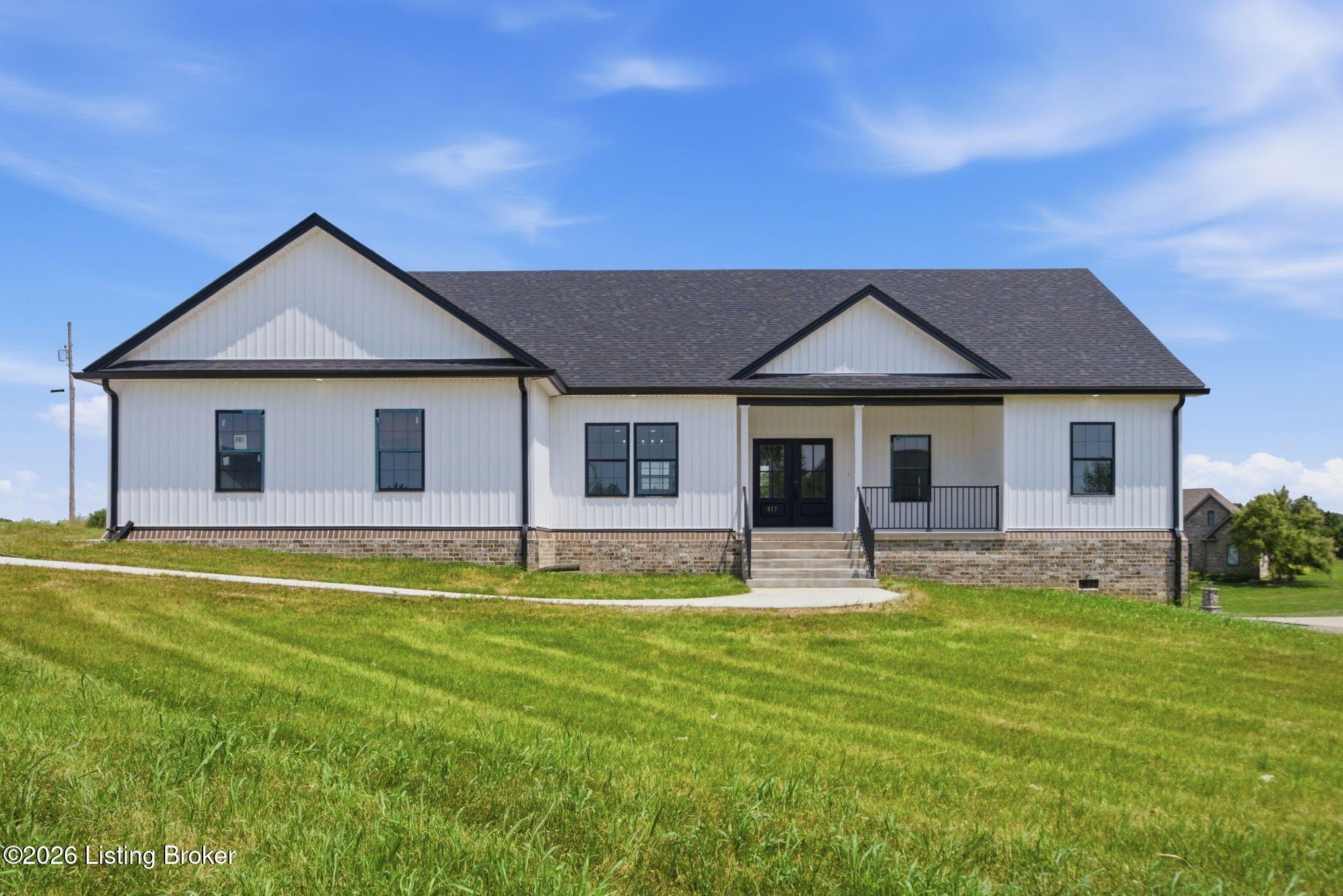 617 Ridge Crest Dr — photo