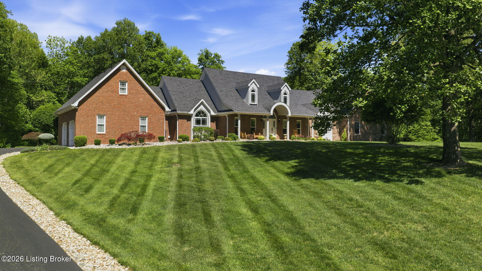 410 Chapparell Dr — photo