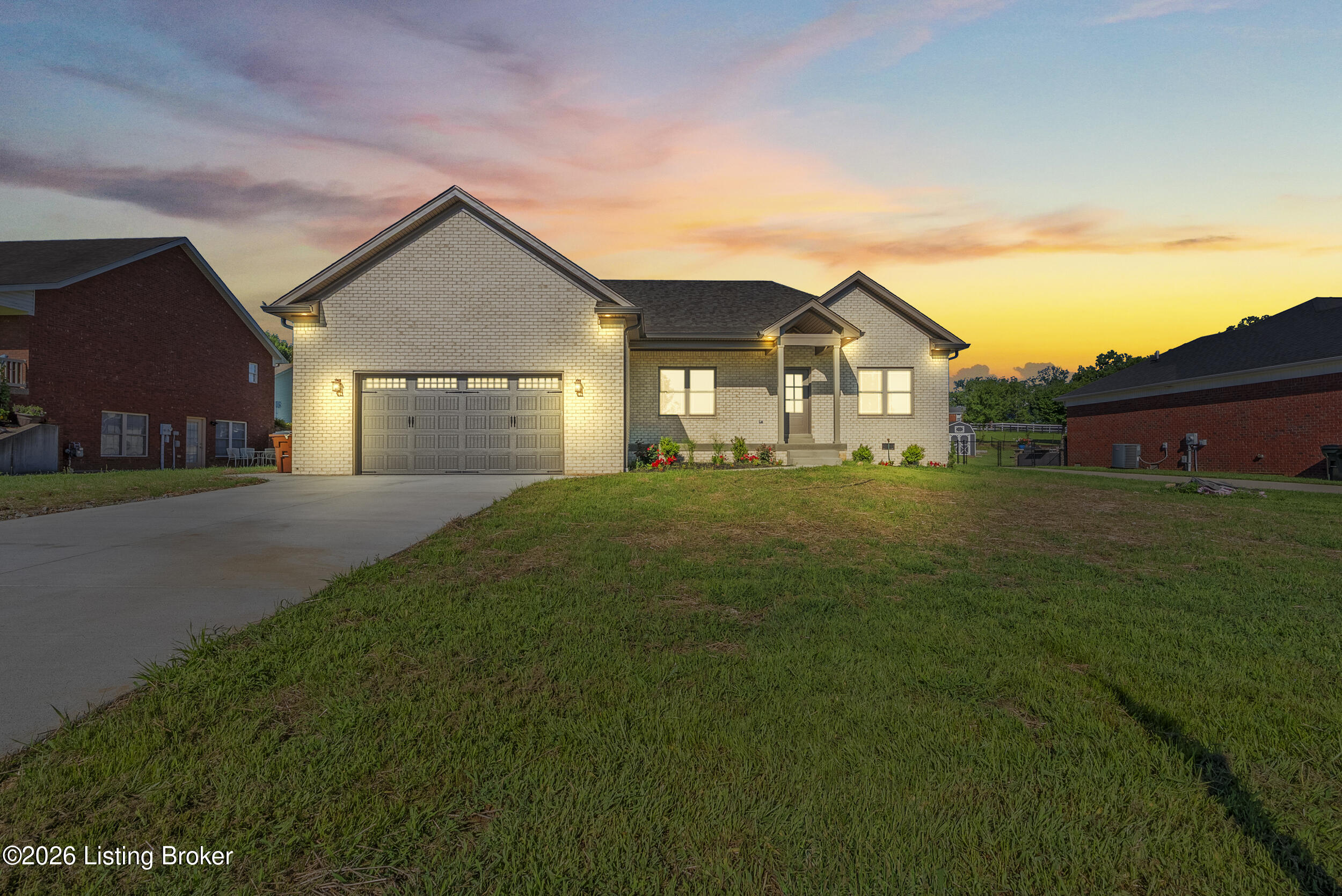 145 Heritage Way — photo