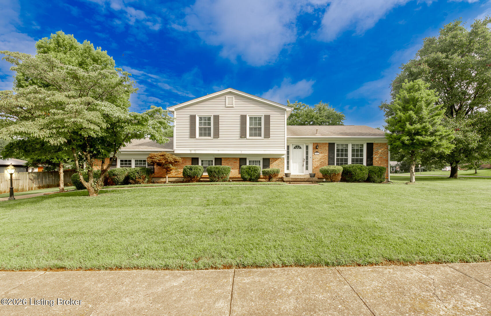9611 Millstone Dr — photo