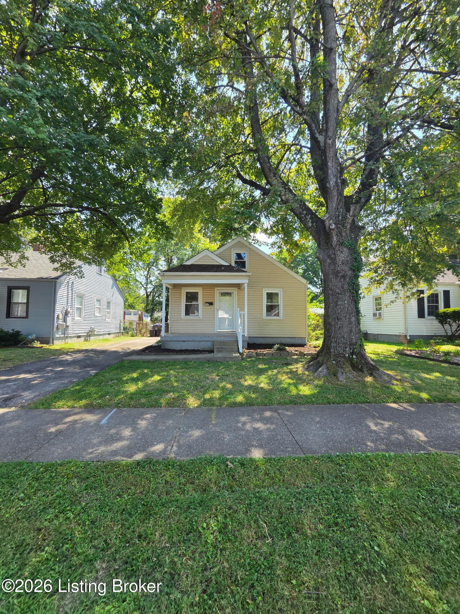 640 Gheens Ave — photo