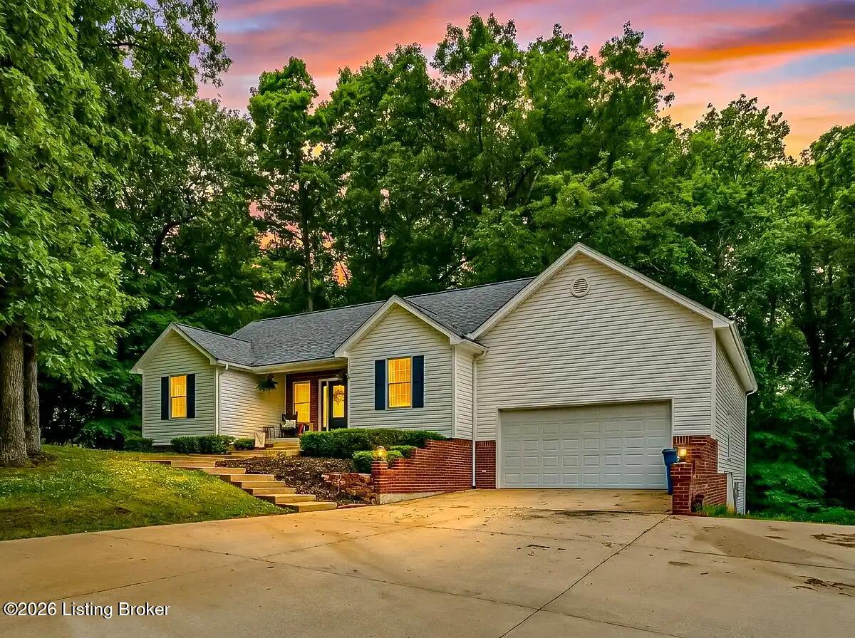 310 Catbird Rd — photo