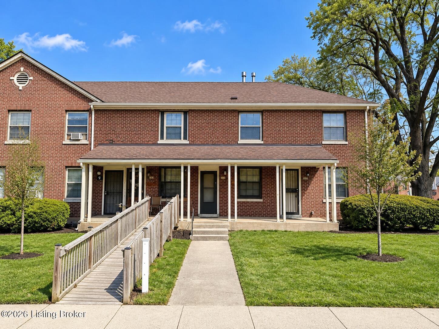 12 1/2 College Ct — photo