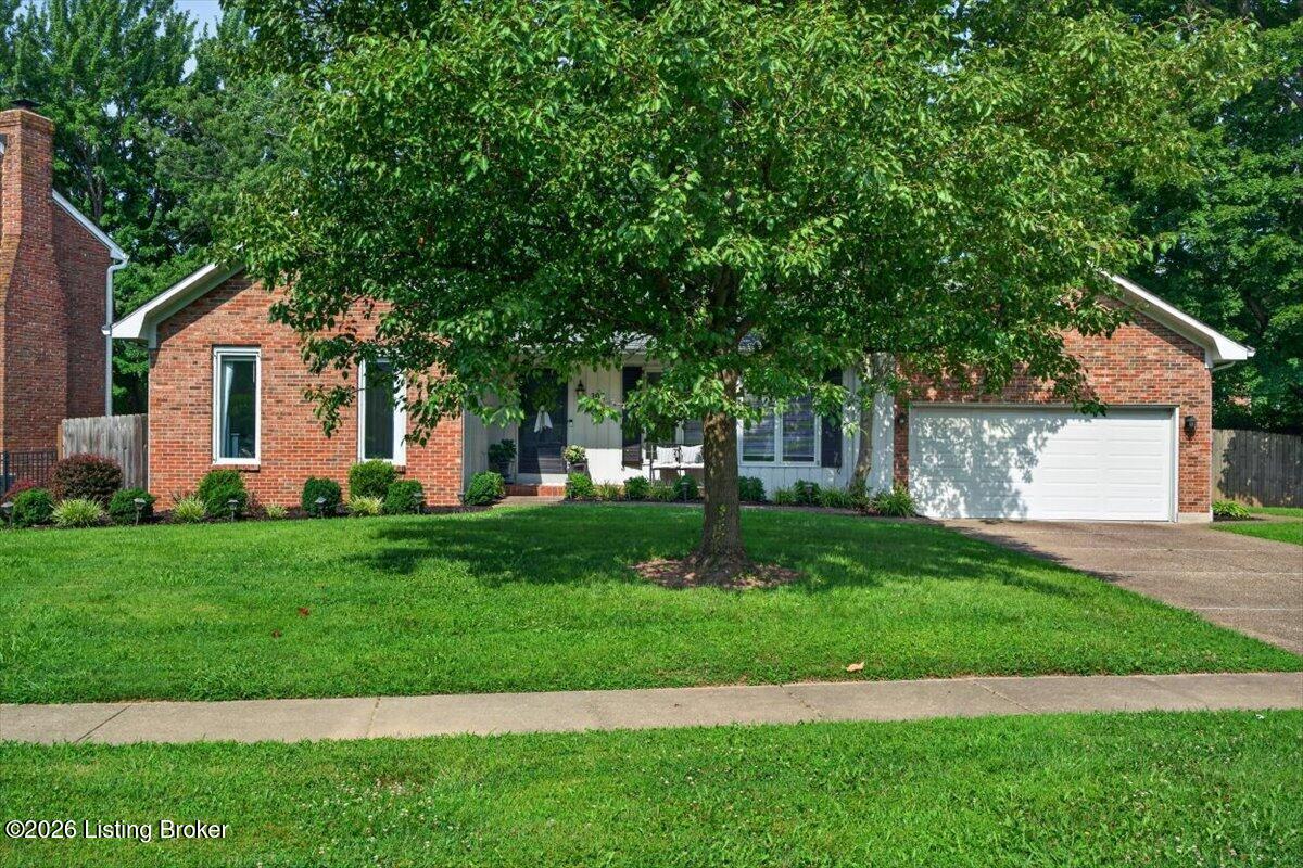 302 Blue Ridge Rd, Louisville, KY 40223 — photo 2