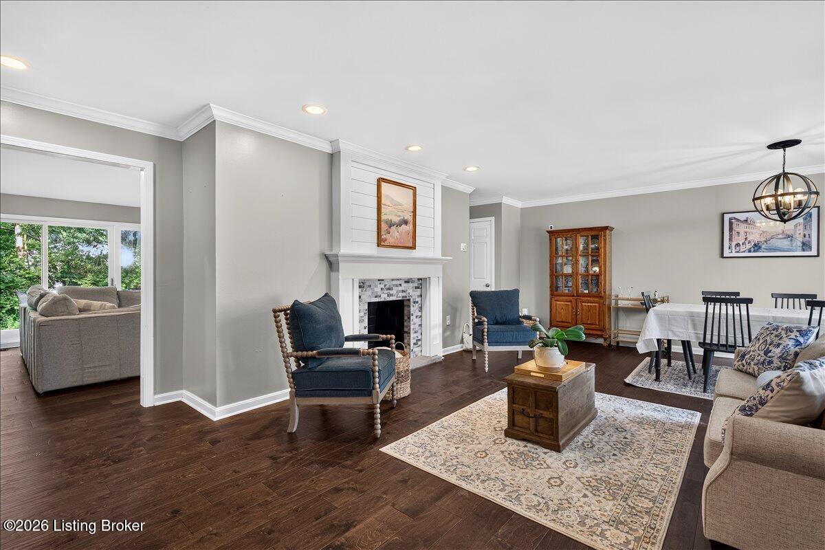 302 Blue Ridge Rd, Louisville, KY 40223 — photo 3