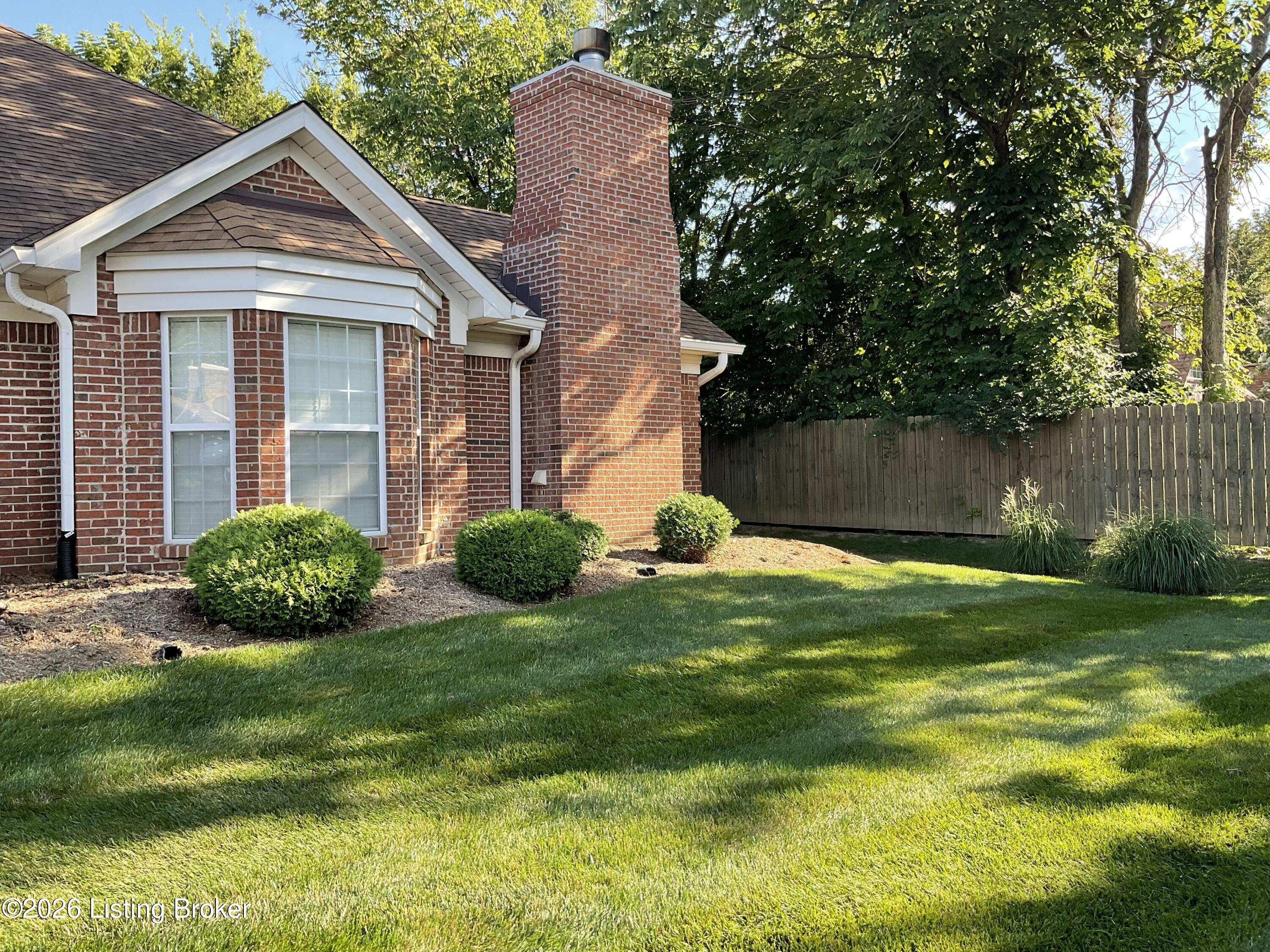 510 Eastgate Village Wynde — photo