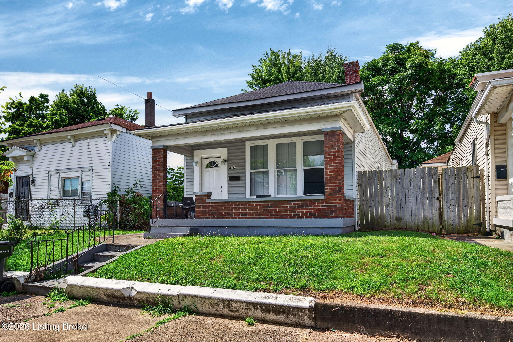 2112 W Madison St — photo
