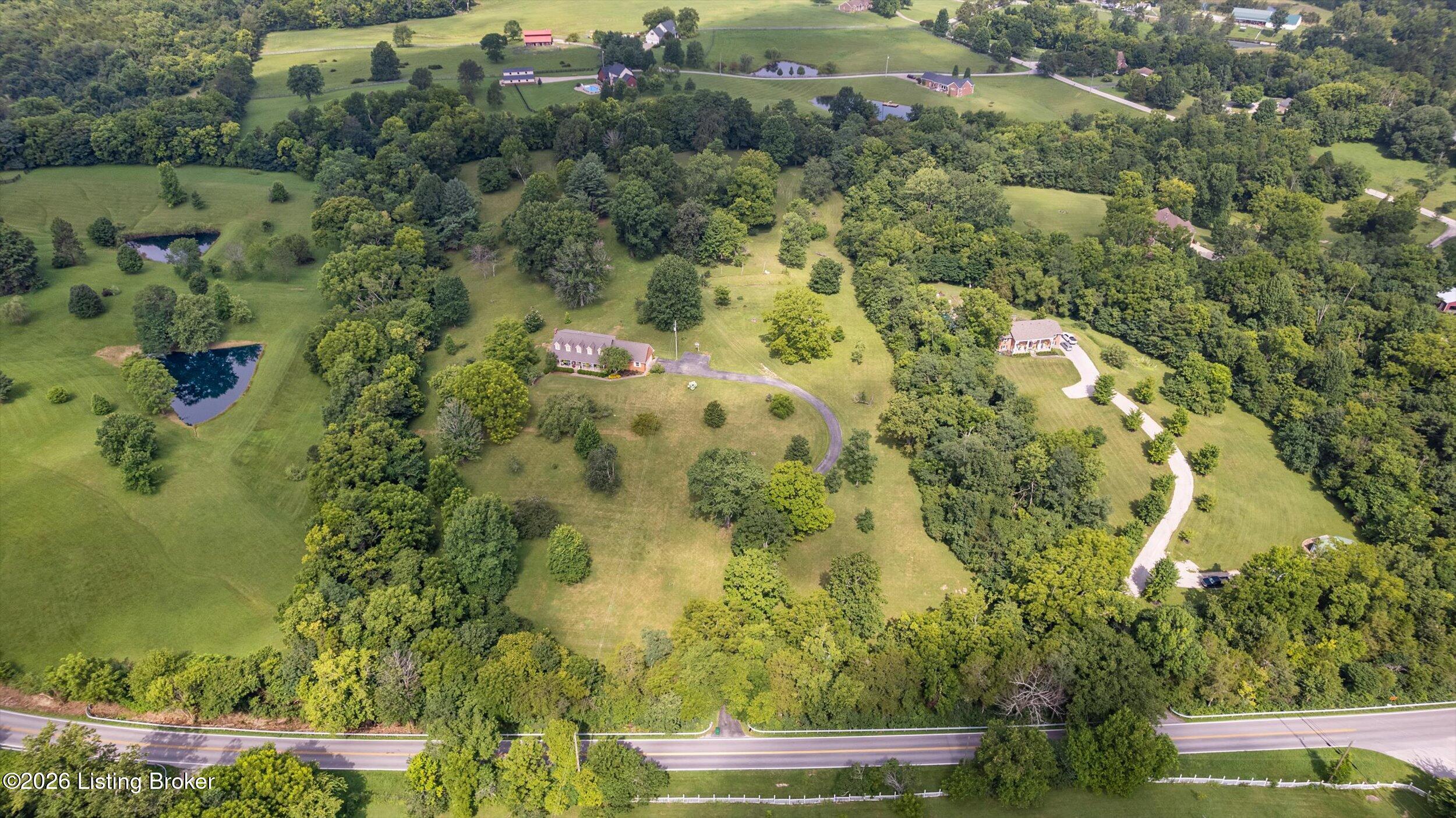 7412 Routt Rd, Louisville, KY 40299 — photo 3