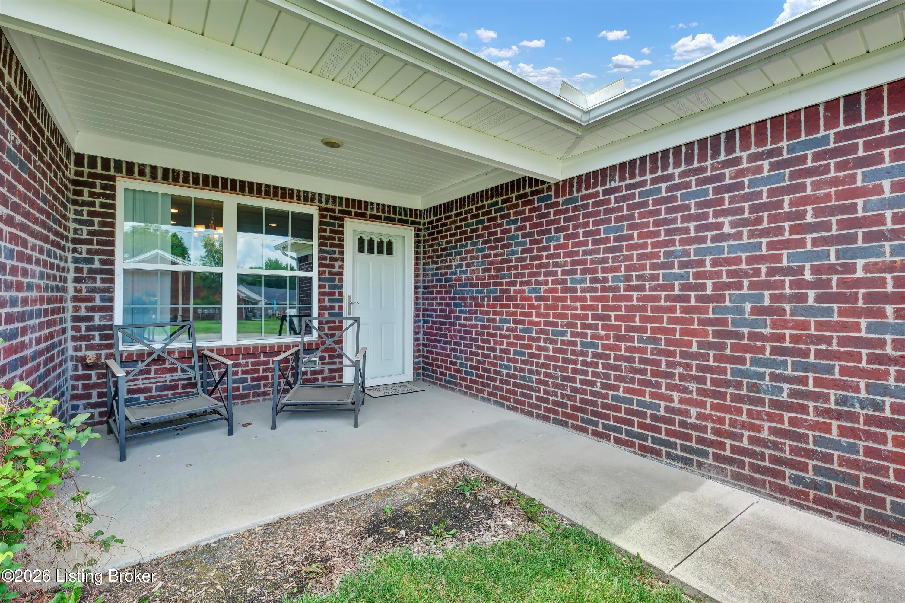 11402 River Falls Dr — photo