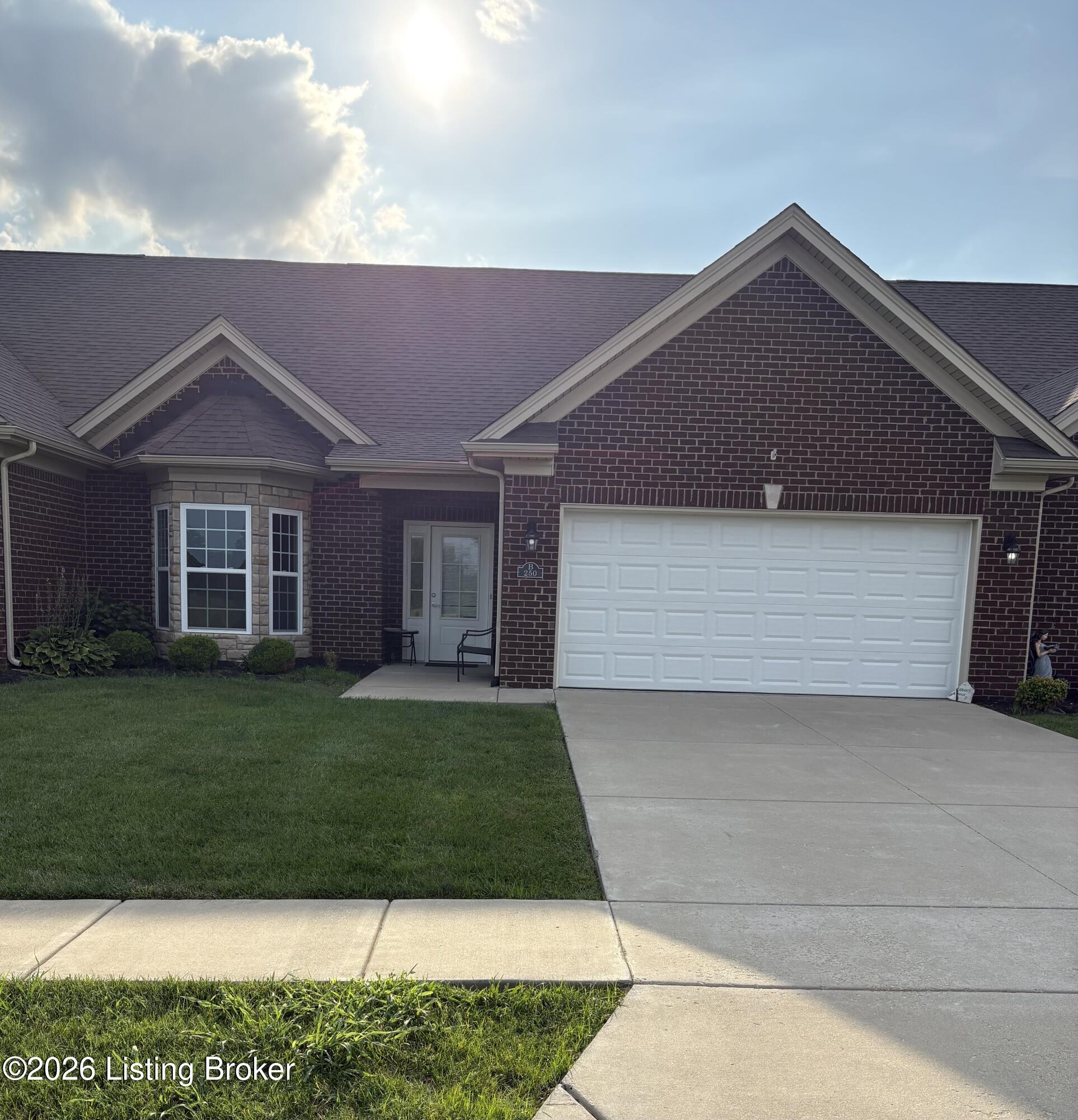 250 Christman Ln Unit B — photo