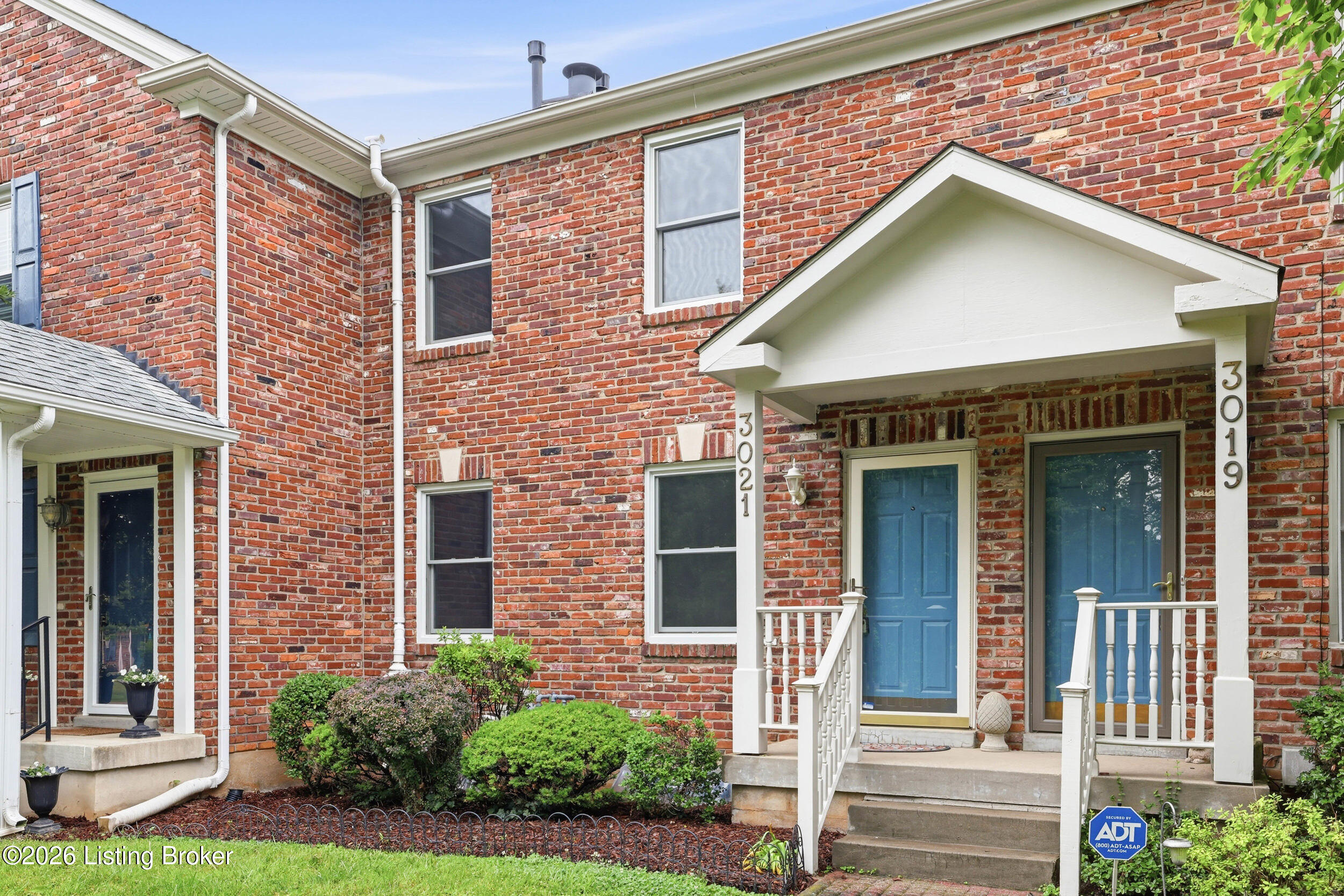 3021 Bushmill Park — photo