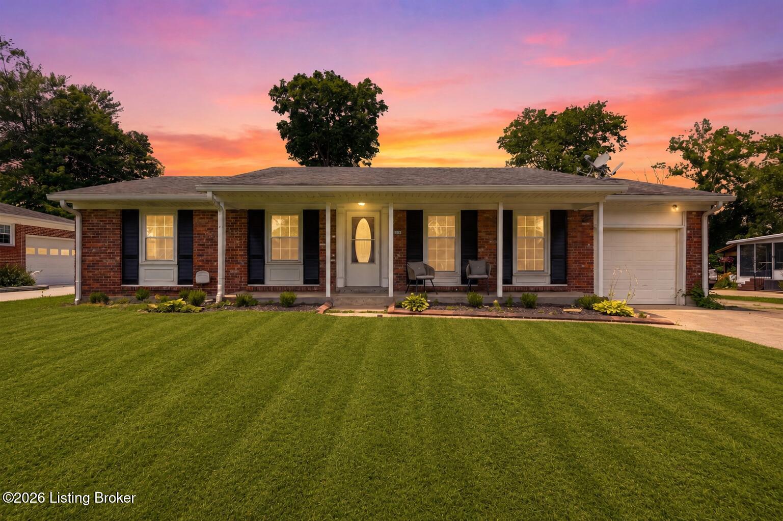 6510 Ridge Cliff Rd, Louisville, KY 40228 — photo 2