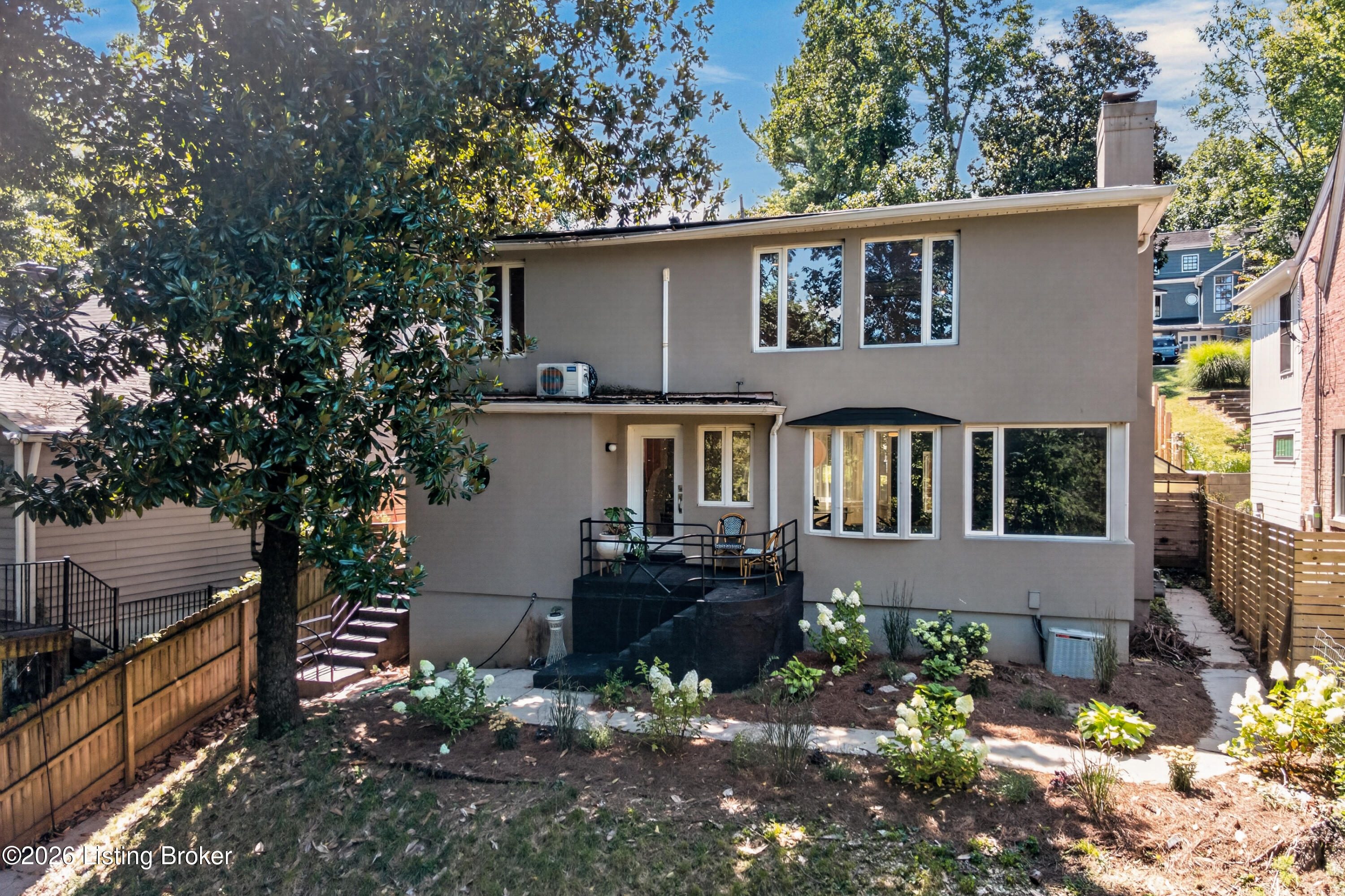 2410 Cross Hill Rd — photo