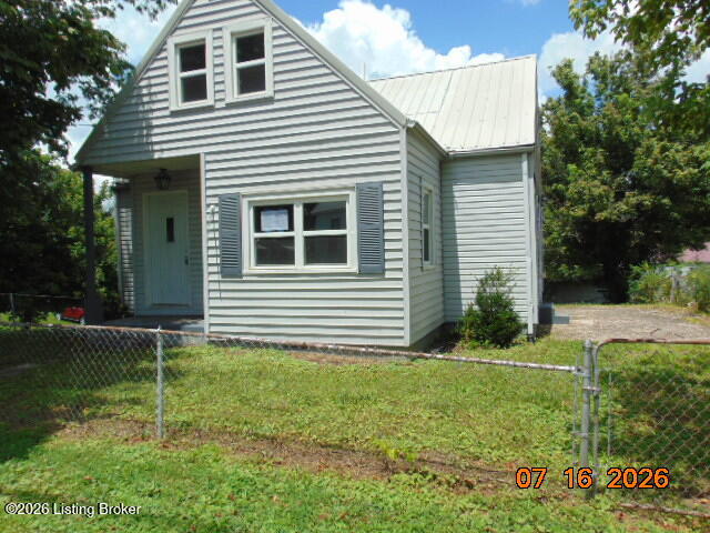 10005 E Highway 144 — photo