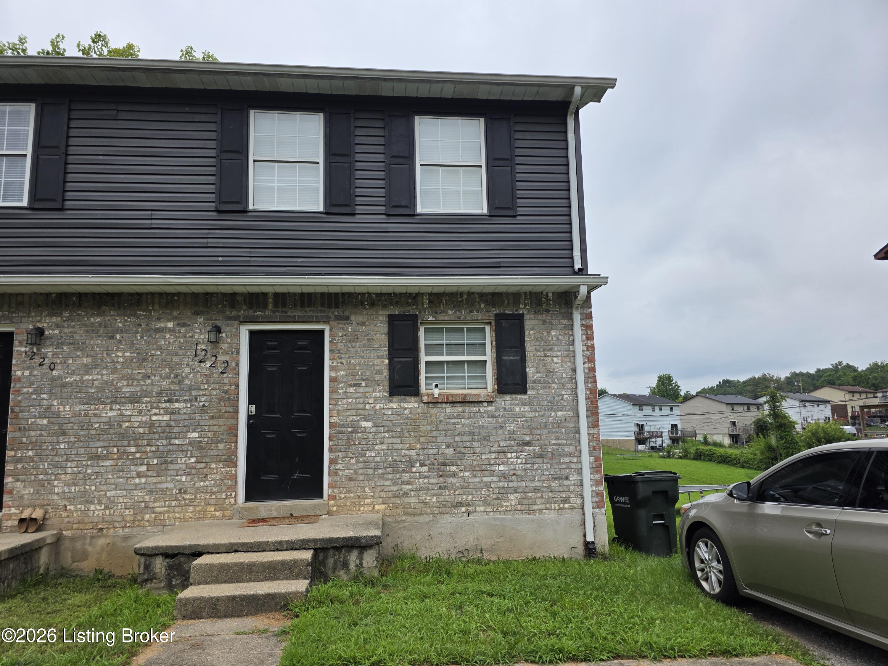 1222 Clear Ridge Ln — photo