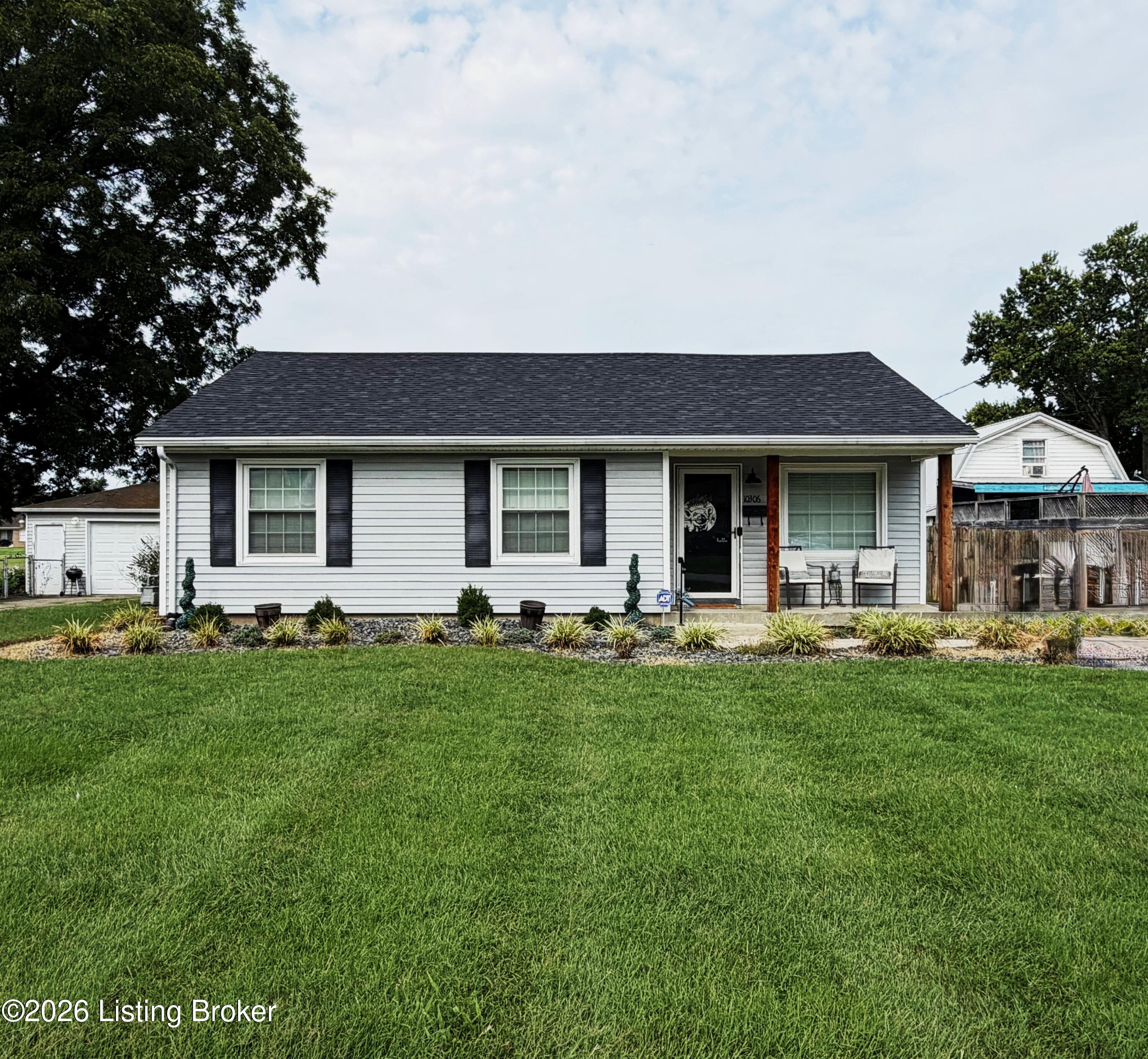10306 Grafton Hall Rd — photo