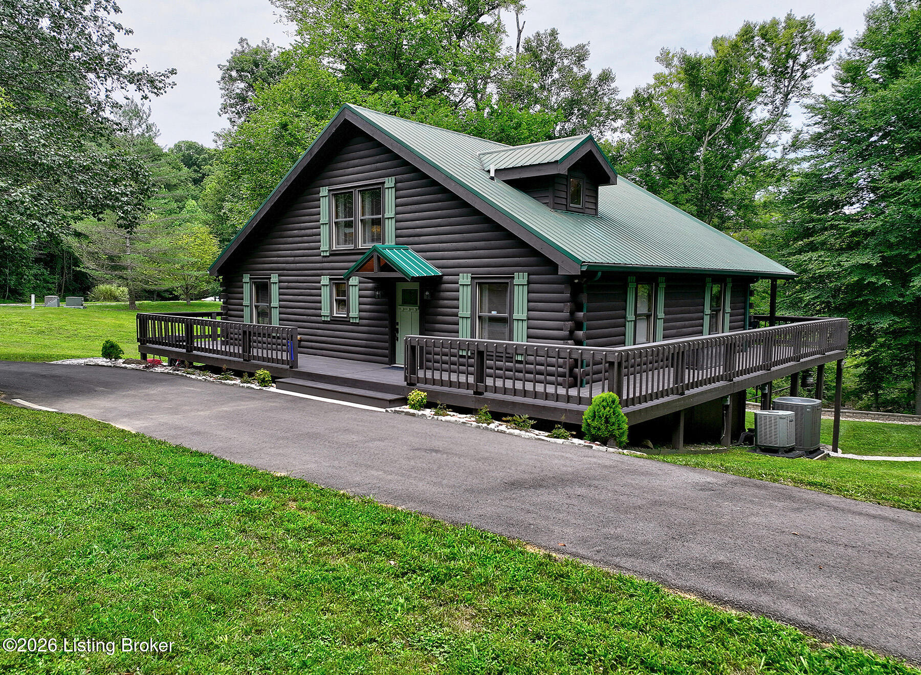 593 Lochober Rd — photo