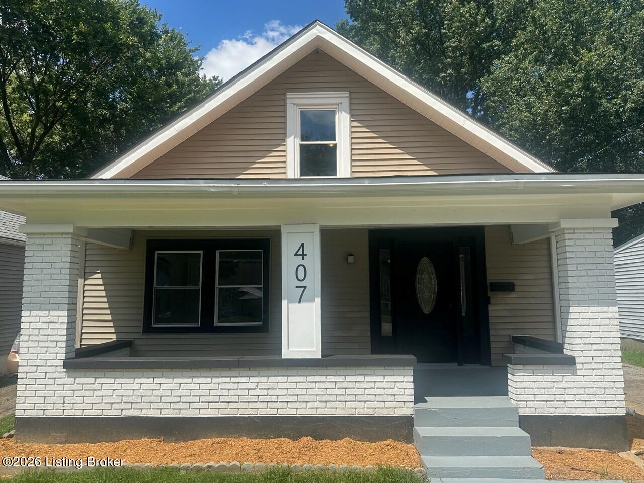 407 Freeman Ave — photo