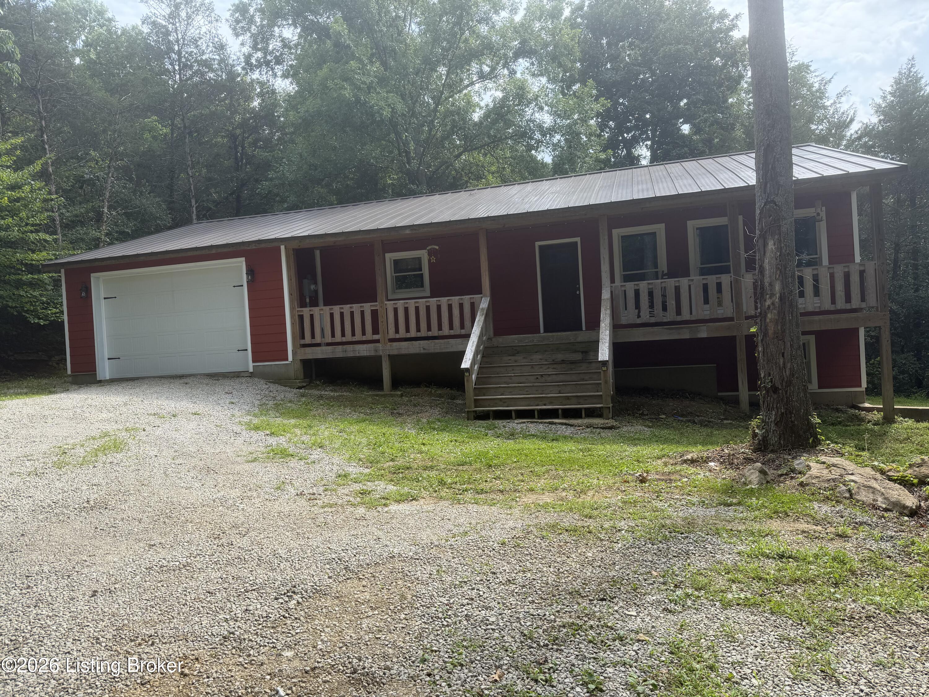 680 Hough Run Rd — photo