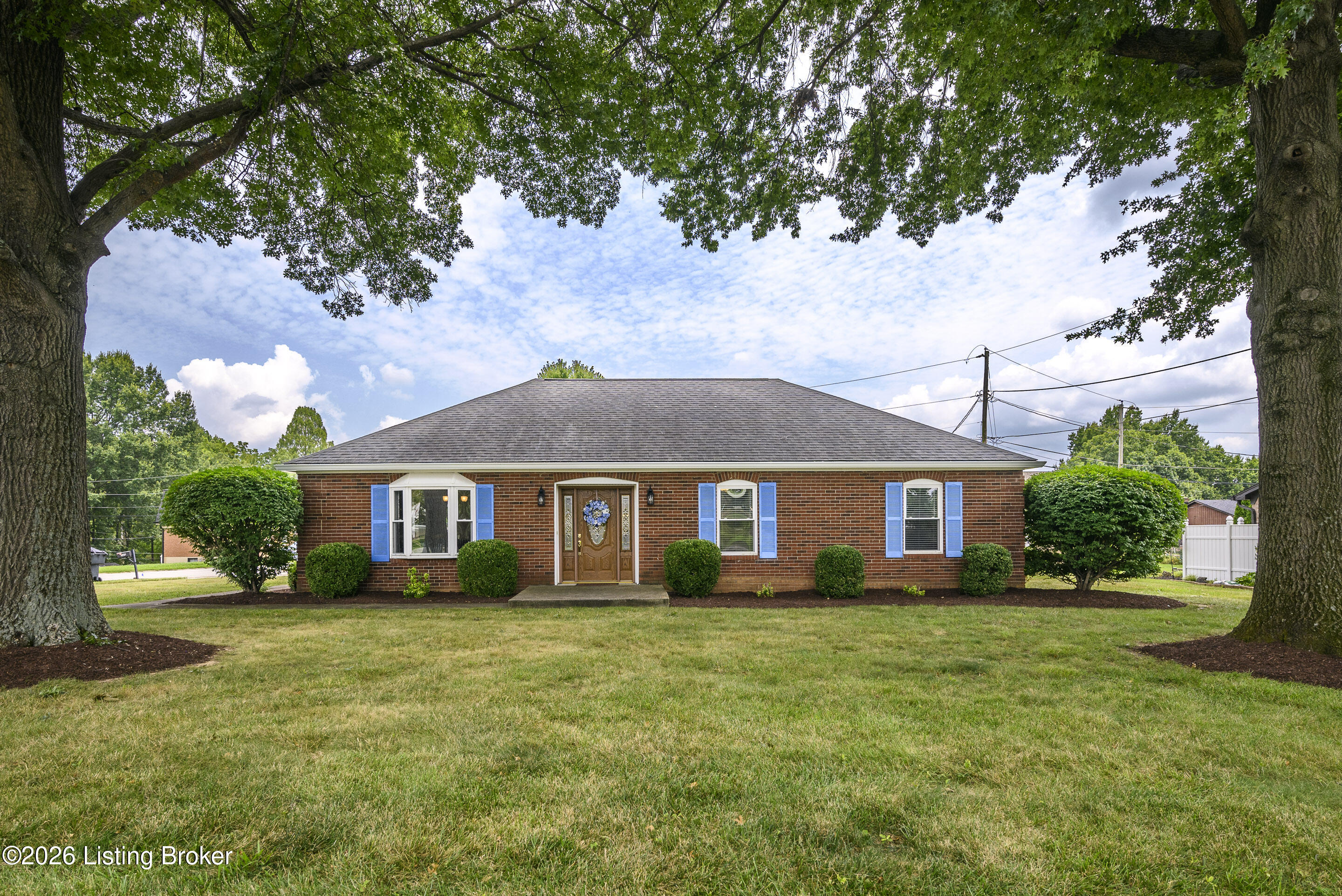 500 Bentbrook Dr — photo