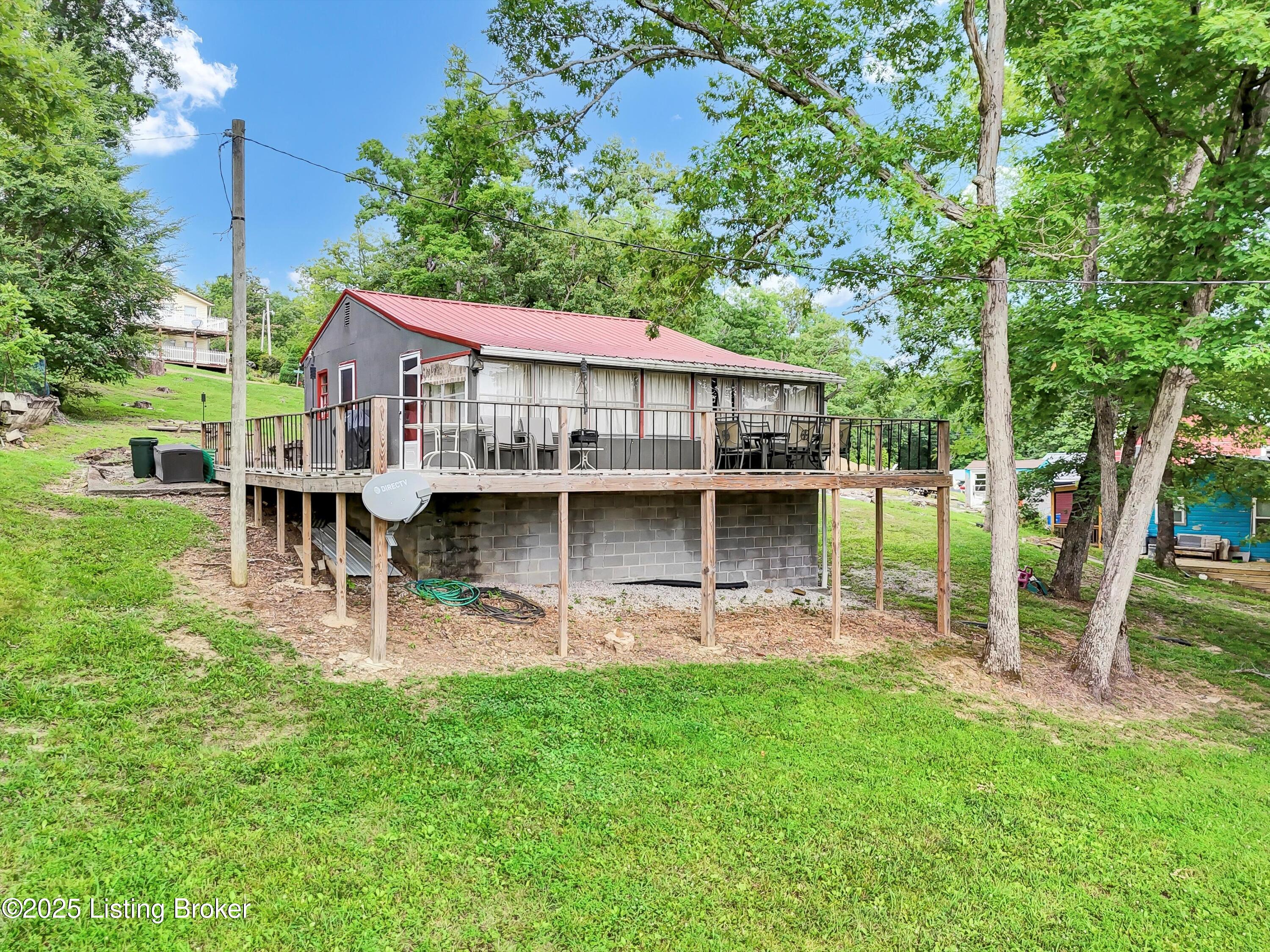 156 Skyline Dr — photo
