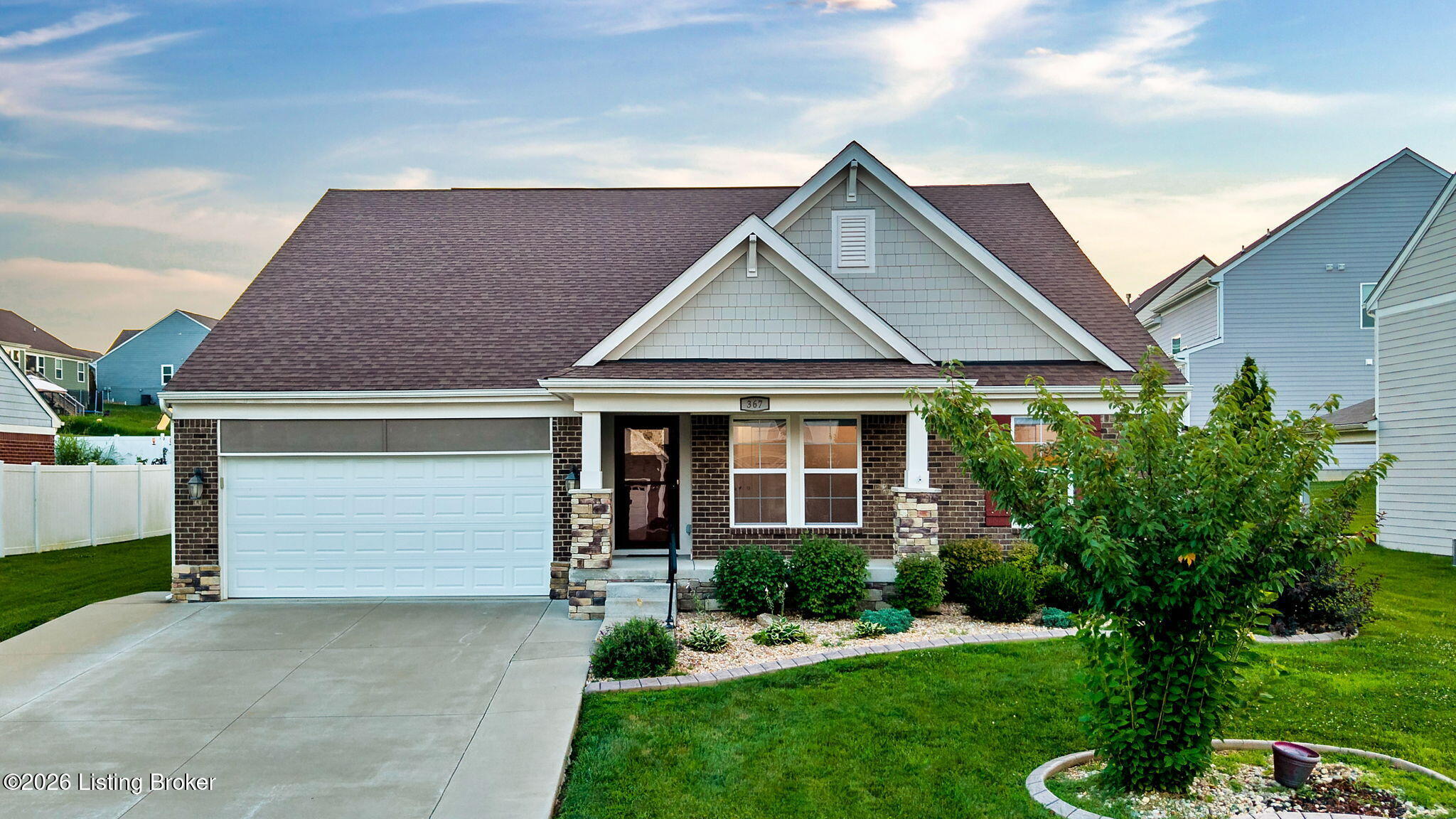 367 Copper Creek Dr — photo