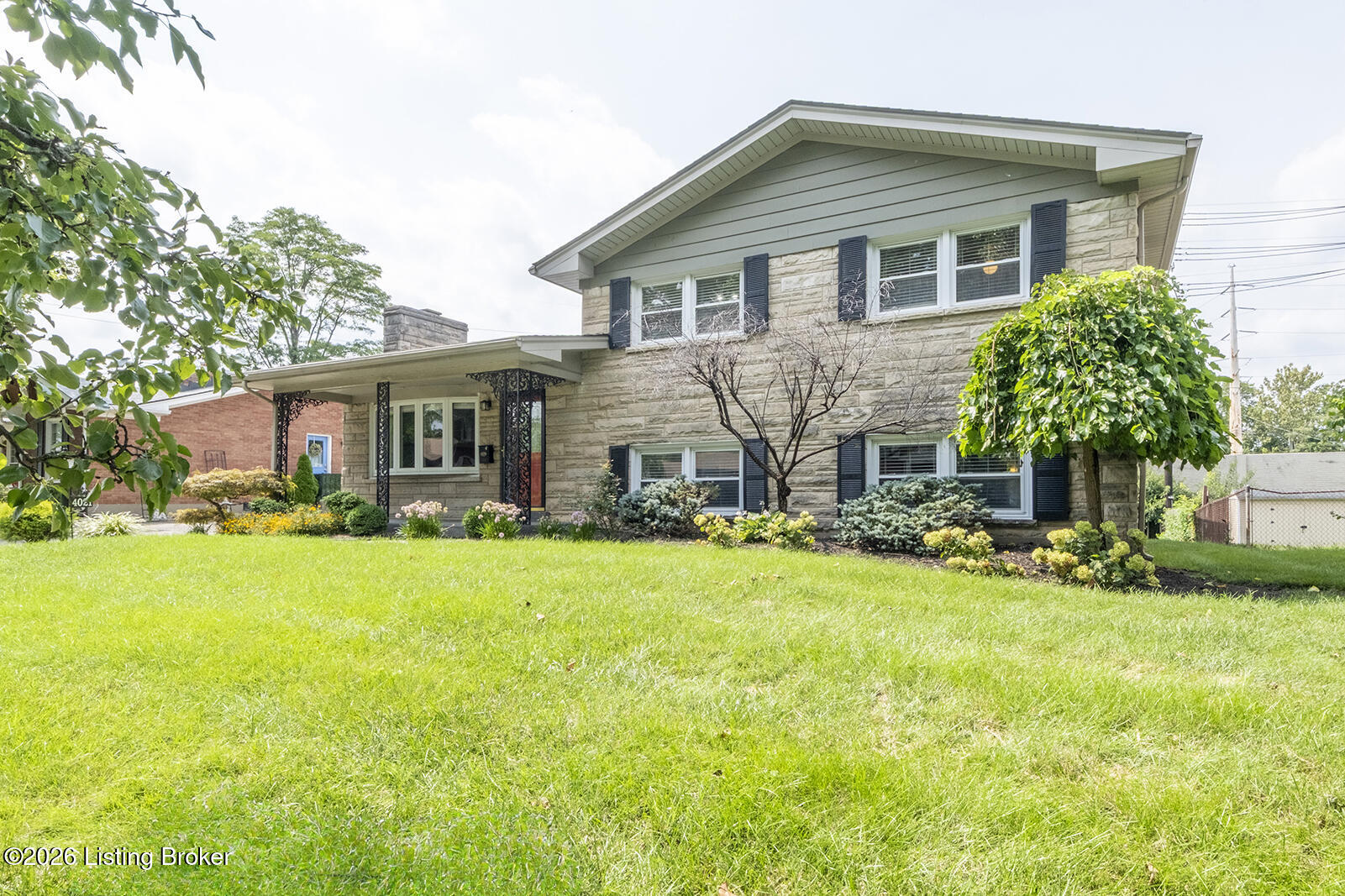 4021 Blossomwood Dr — photo