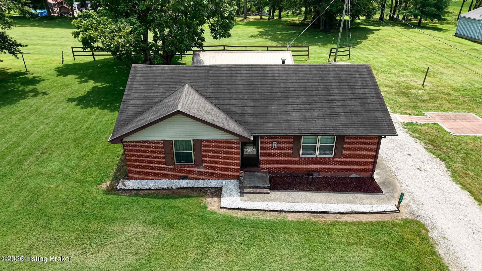 110 Tanner Rd — photo