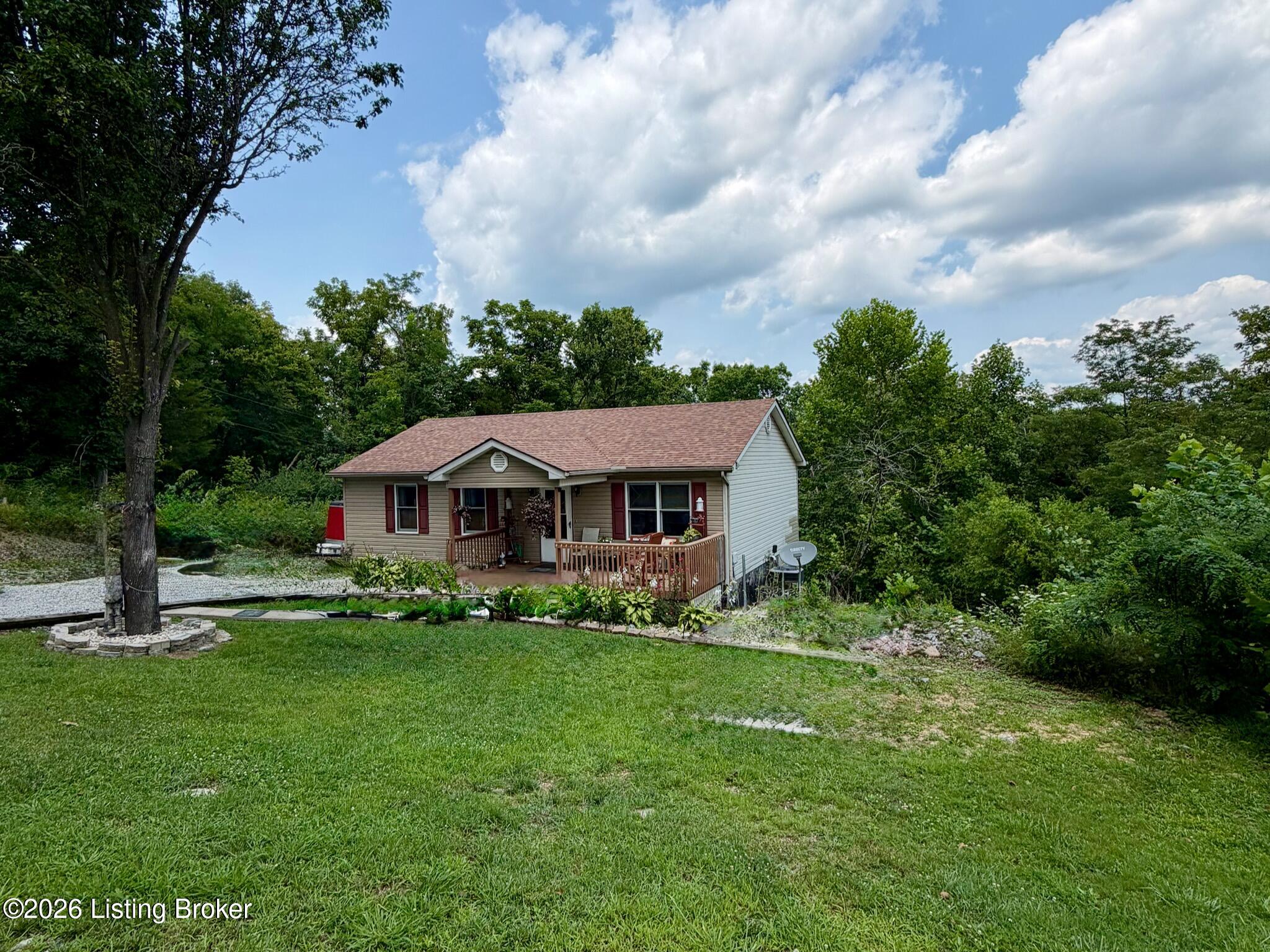 201 Indian Creek Rd — photo