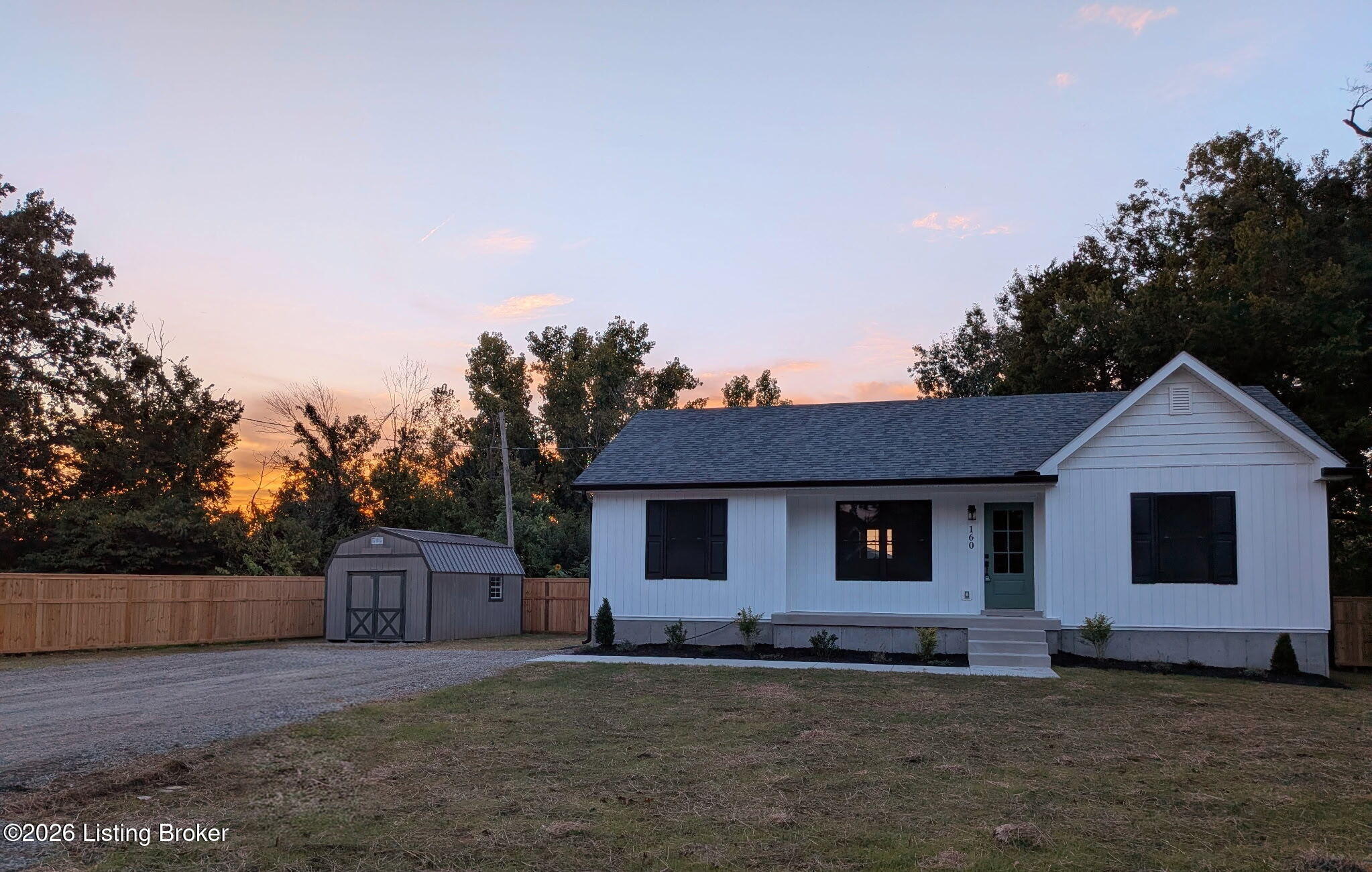 160 Harley Dr — photo