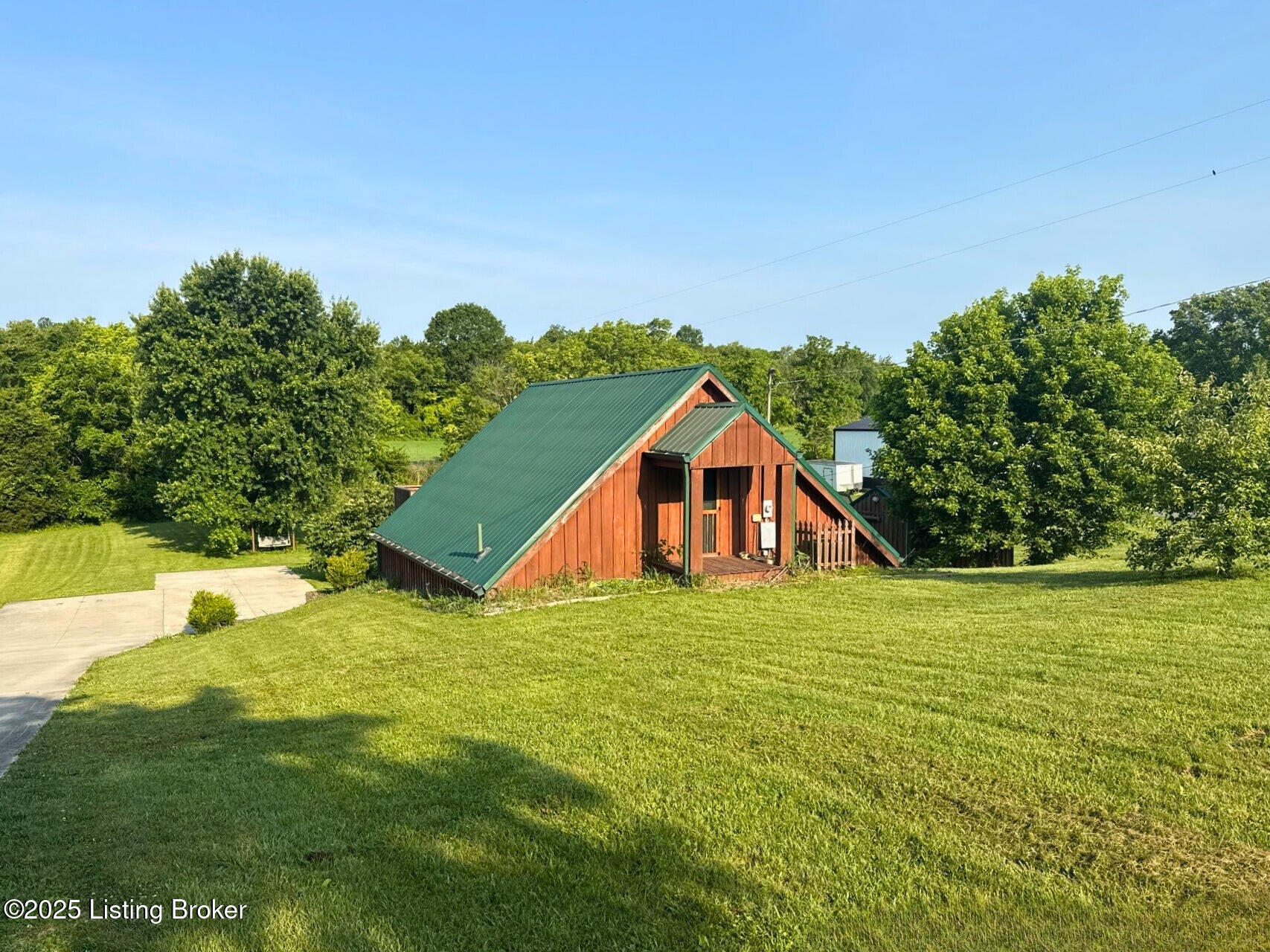 4815 Plum Creek Rd — photo