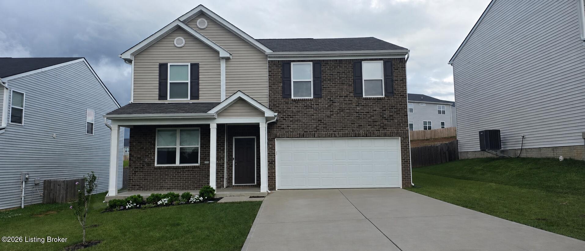 4003 White Pine Ln — photo