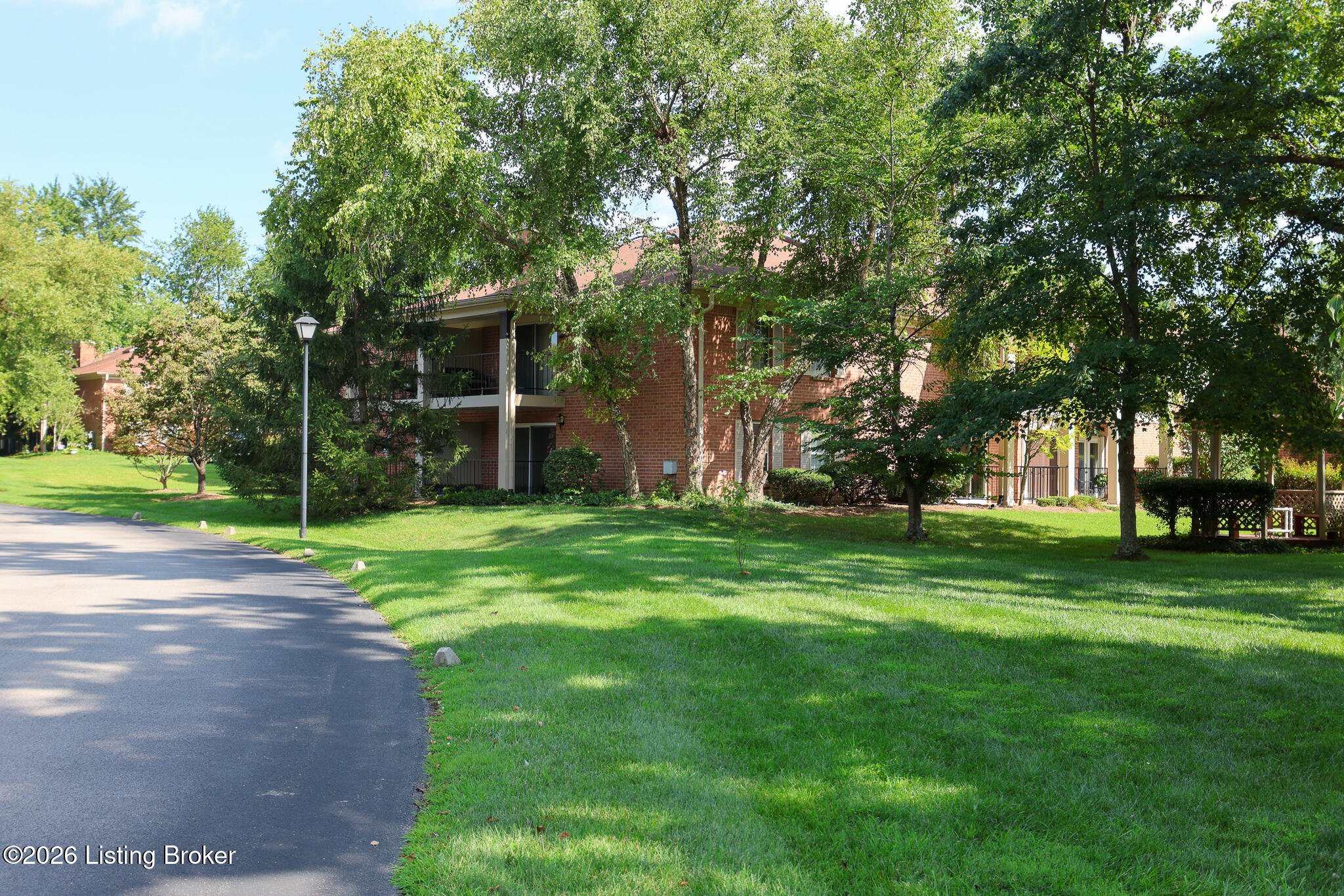 103 Forest Park Rd — photo