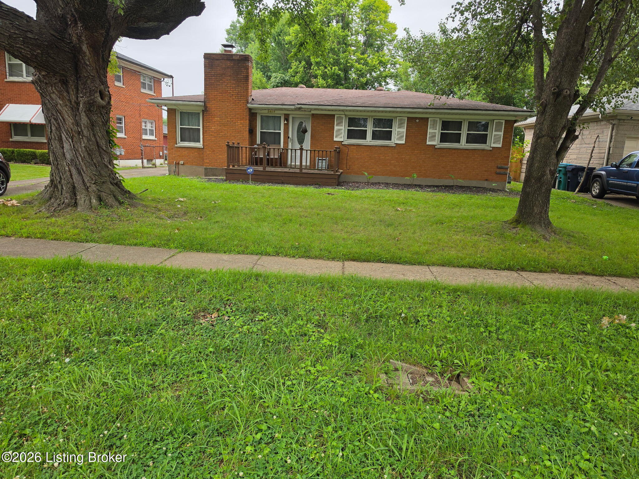 2419 Farnsley Rd — photo