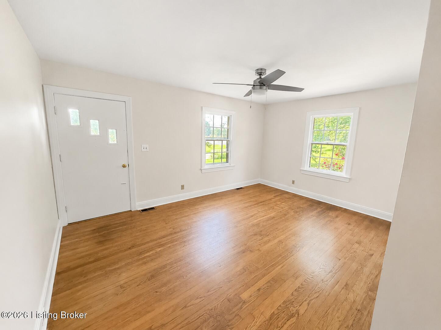 7916 3rd Street Rd, Louisville, KY 40214 — photo 3