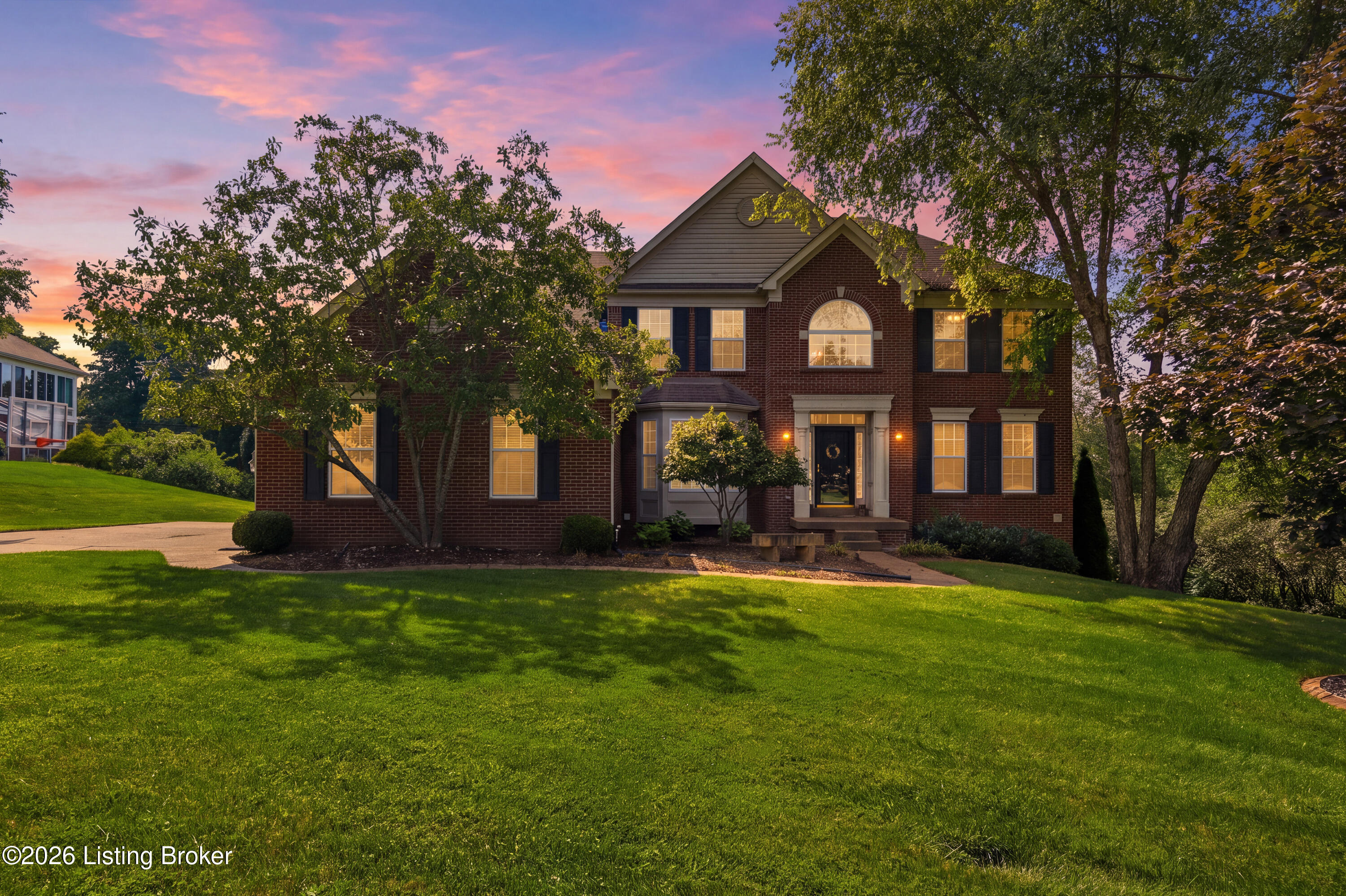 11710 Paramont Way — photo
