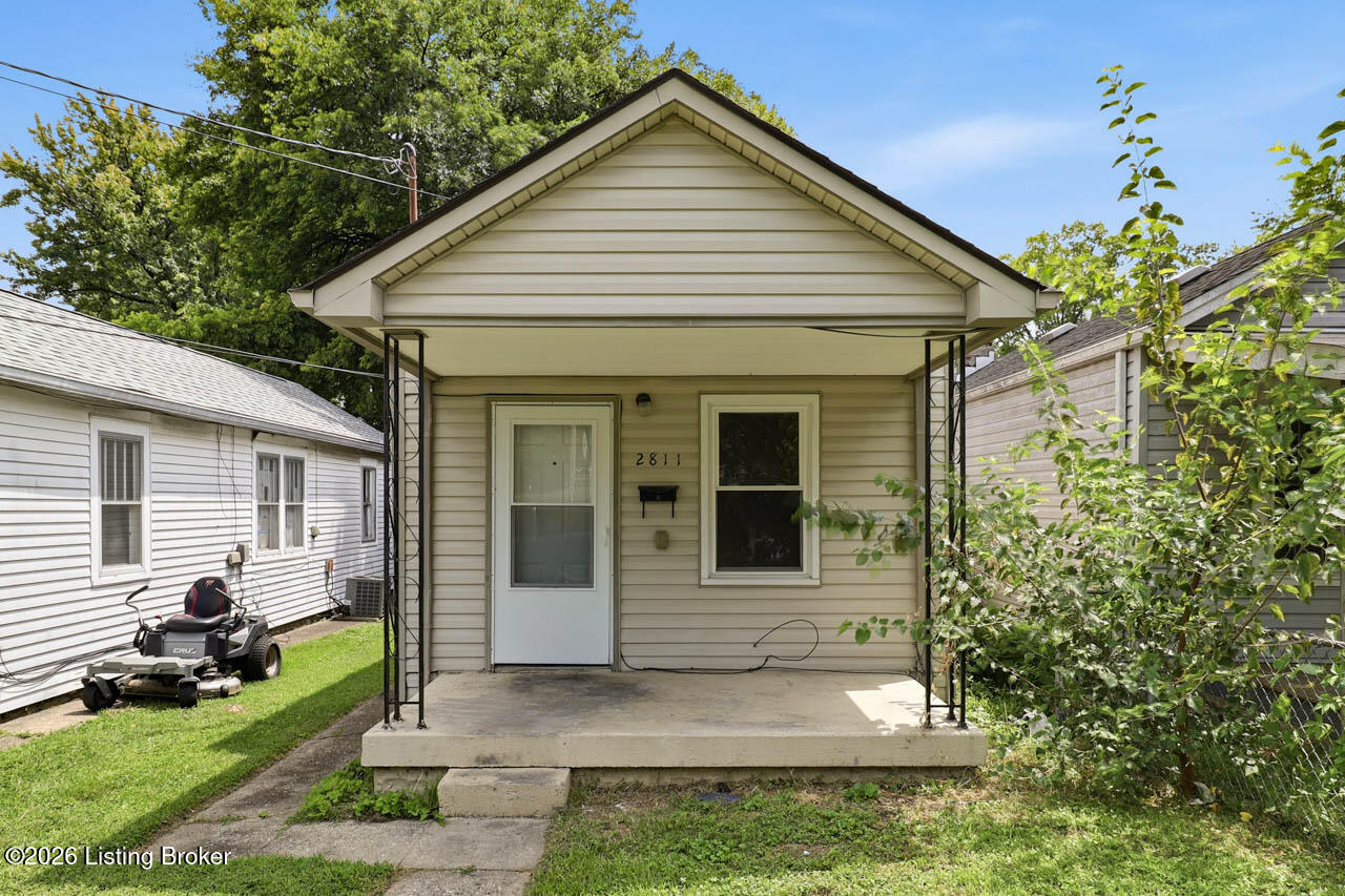 2811 Montana Ave — photo