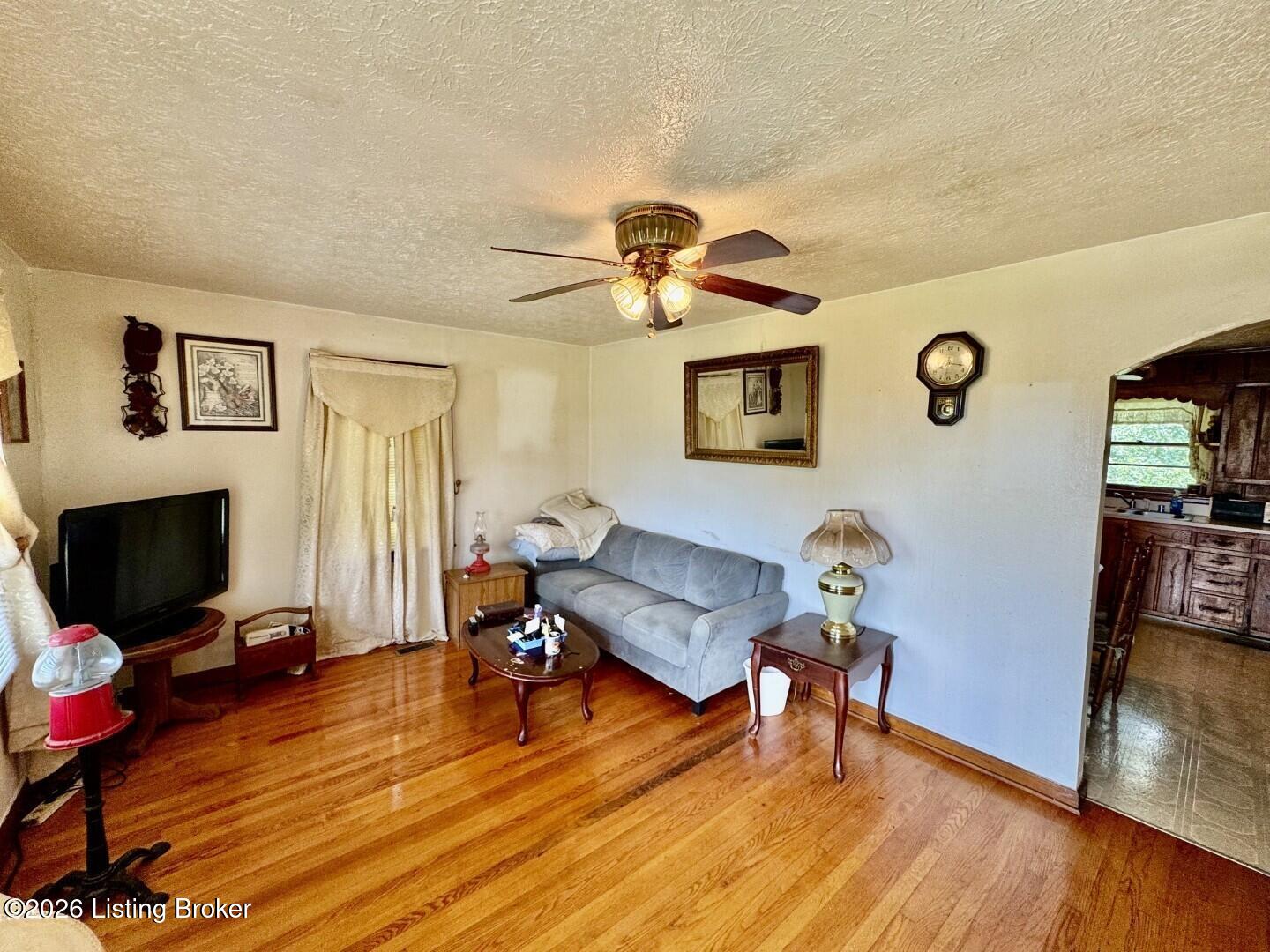 1232 Perryville Rd, Springfield, KY 40069 — photo 2