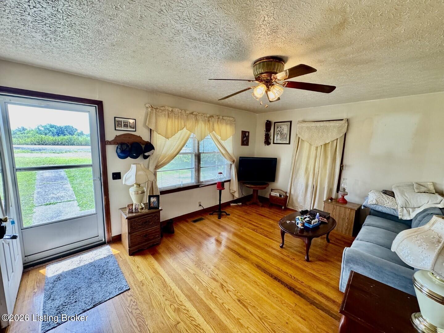 1232 Perryville Rd, Springfield, KY 40069 — photo 3