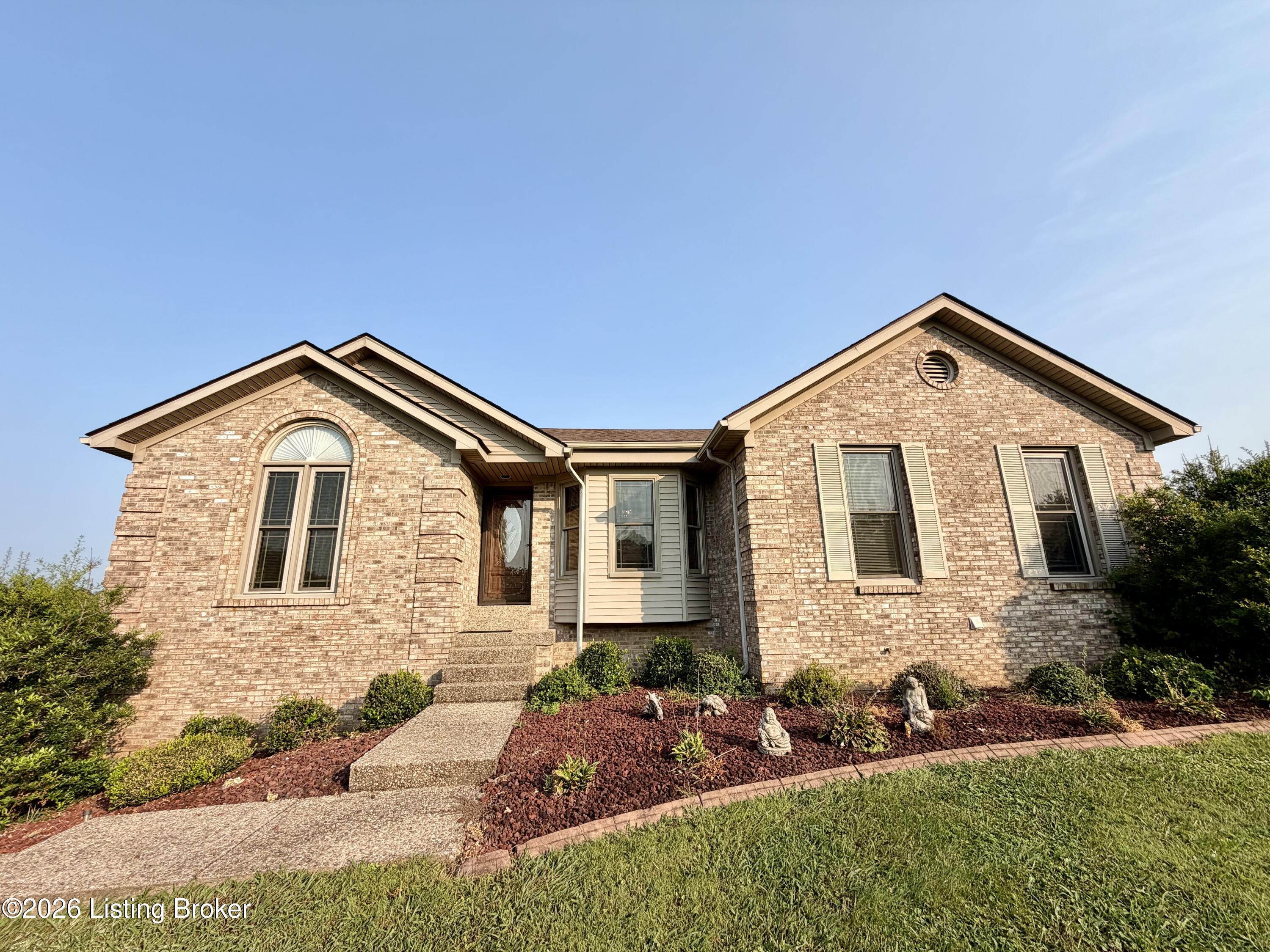 354 Deacon Trace Rd — photo