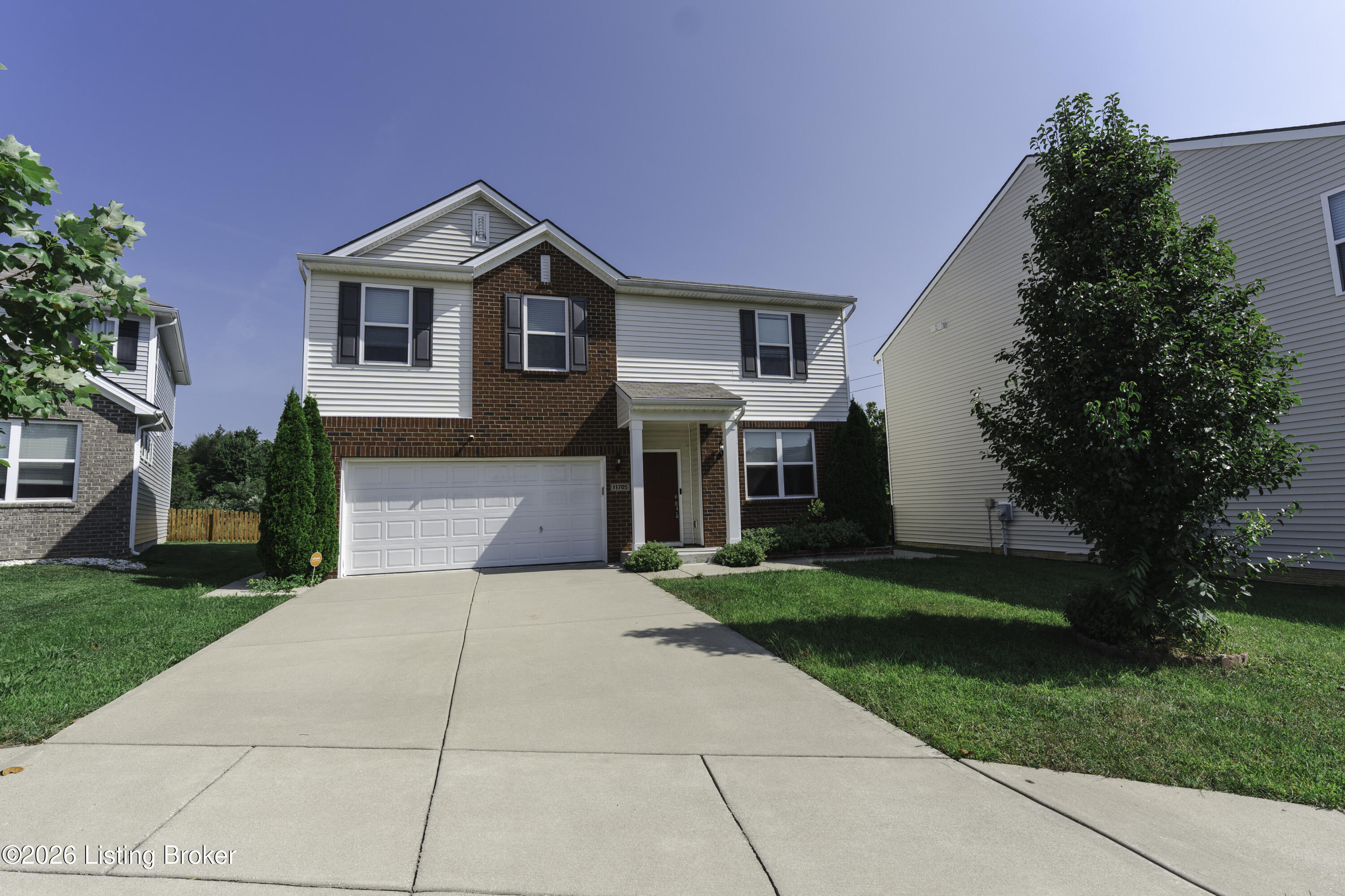 11705 Beacon Ct — photo
