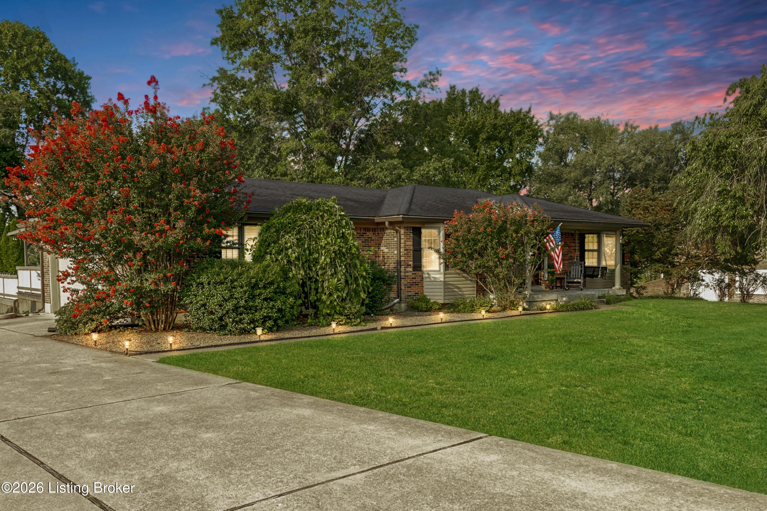 3604 Burkland Blvd — photo