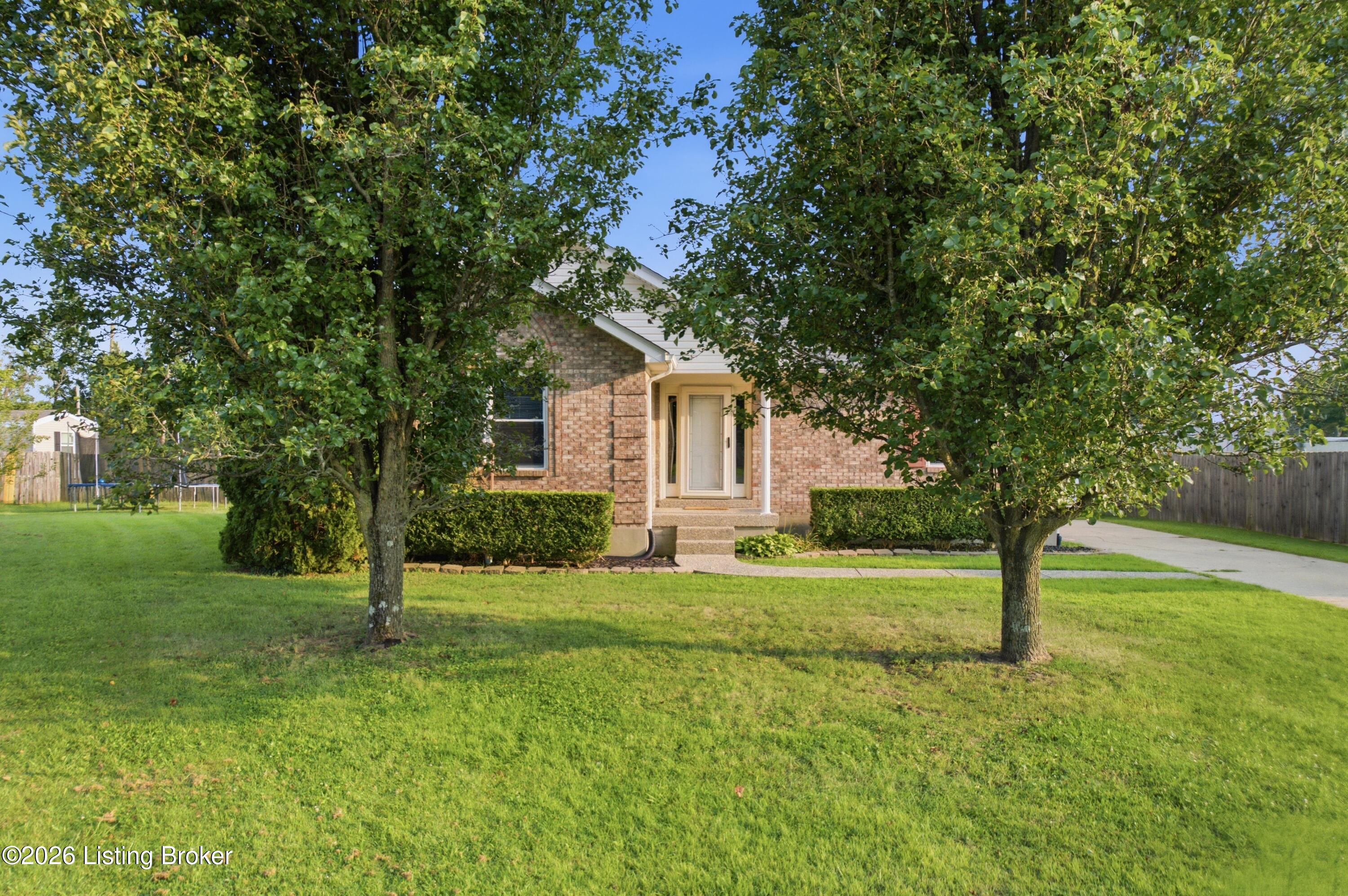 219 Joshua Ct — photo